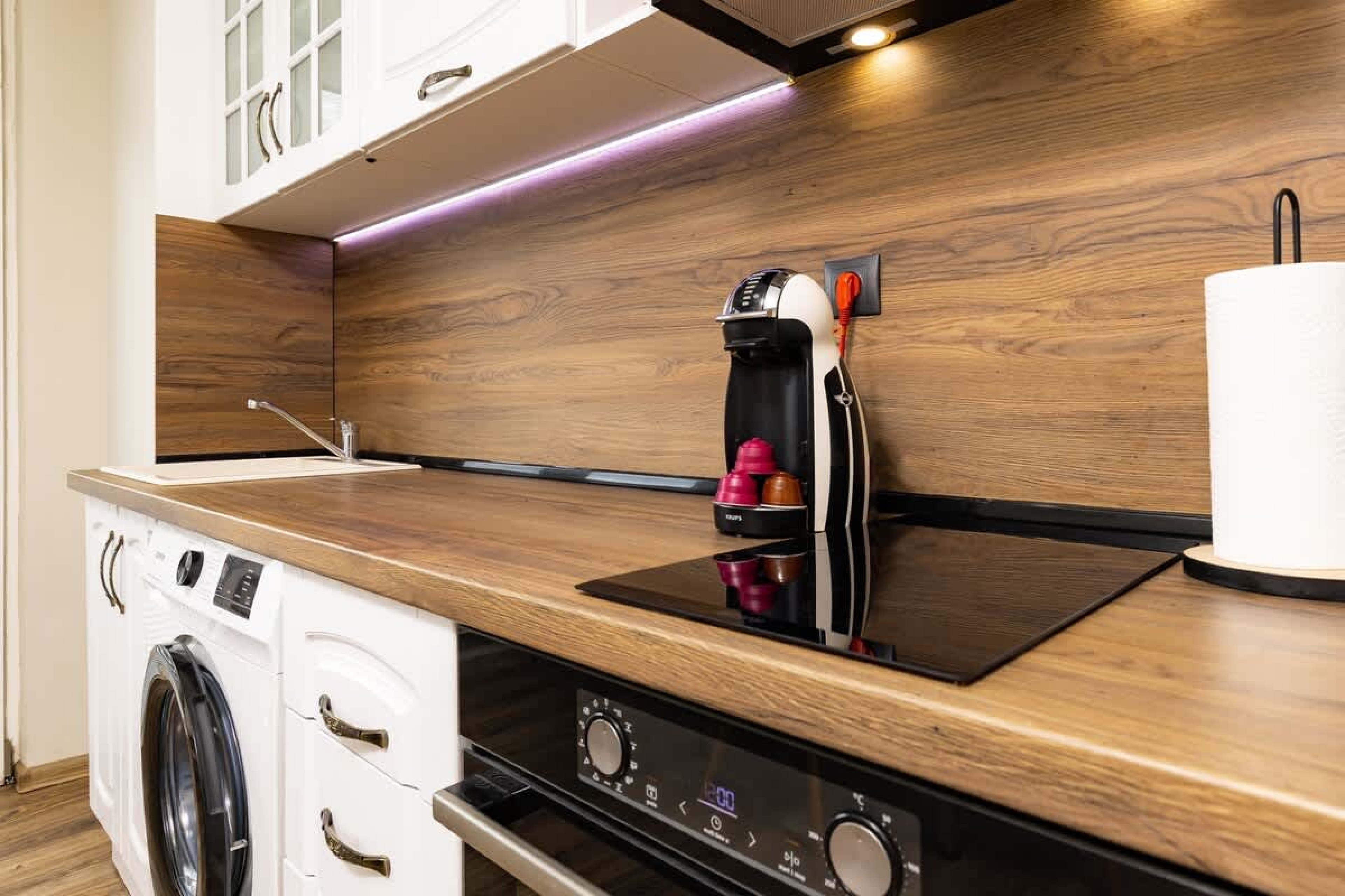 Scoutaround White Logo