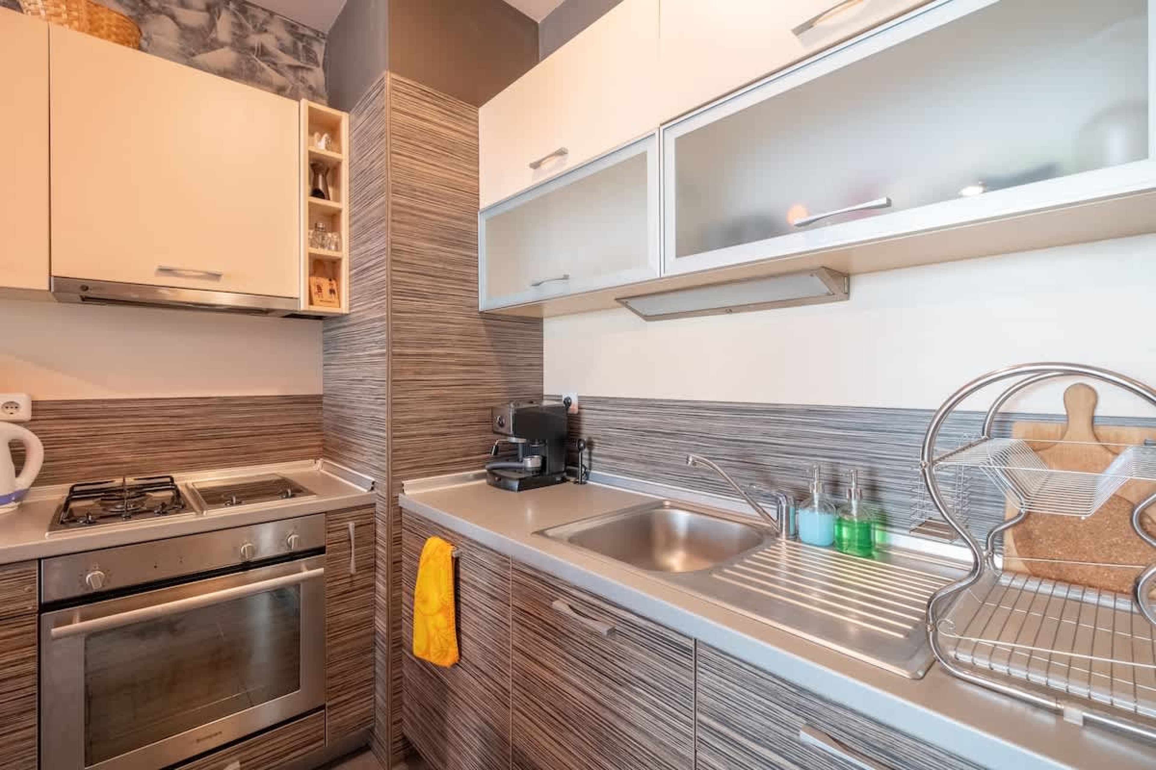 Modern Apartment | Top Location - Photo 9