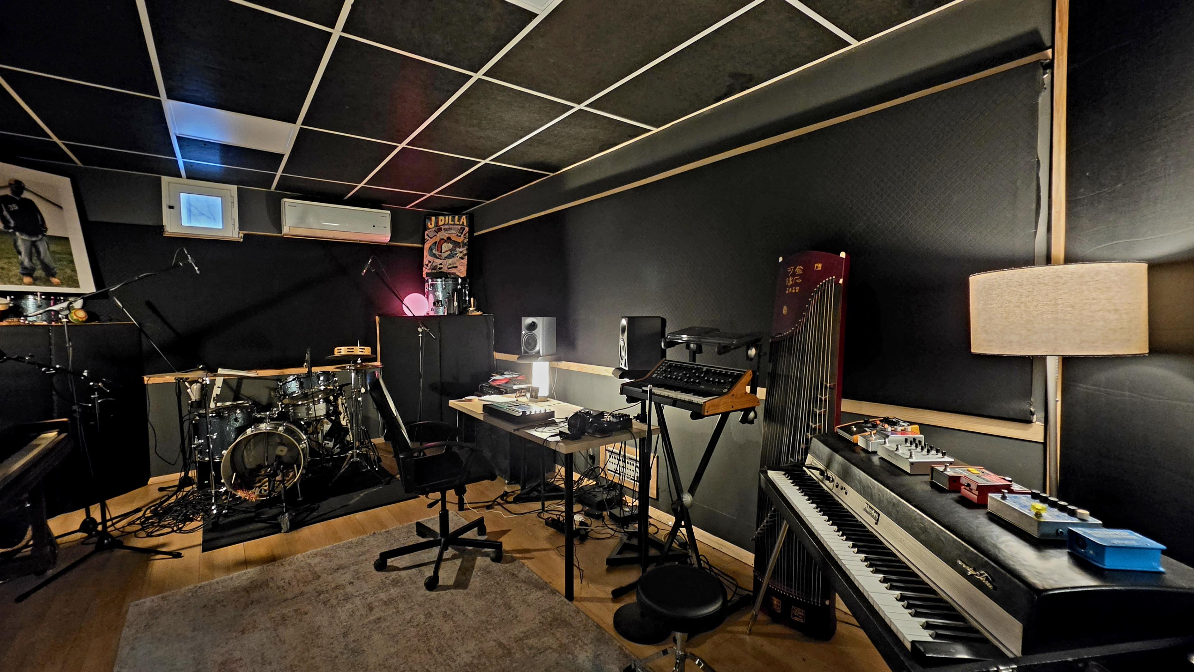 Live room / recording room