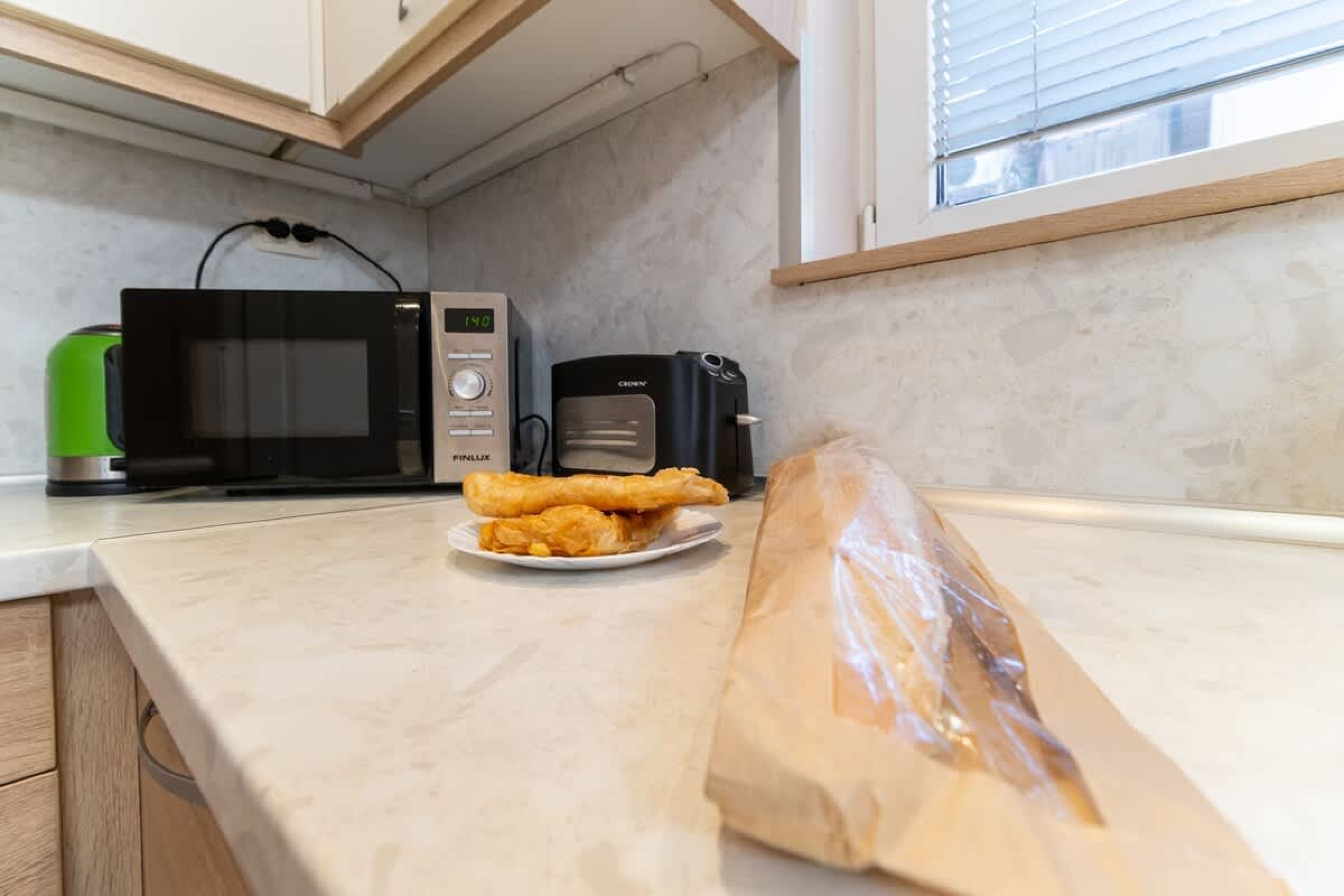 Scoutaround White Logo