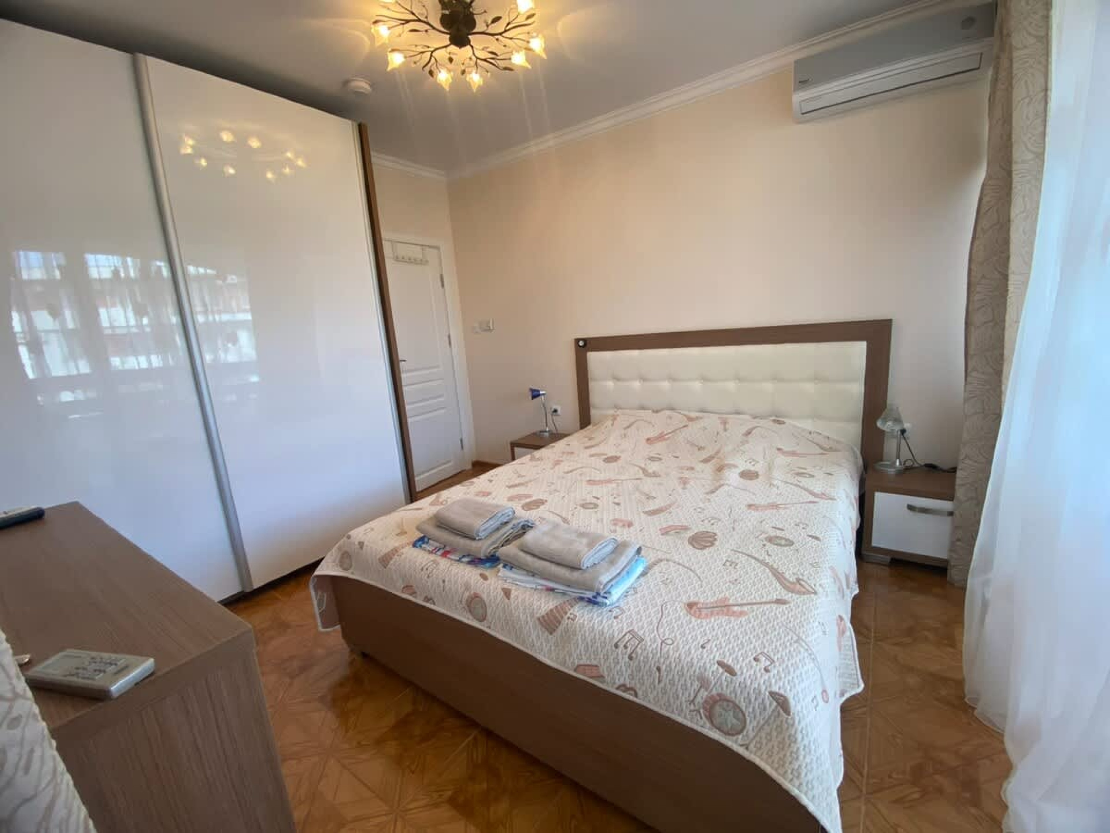 Scoutaround White Logo