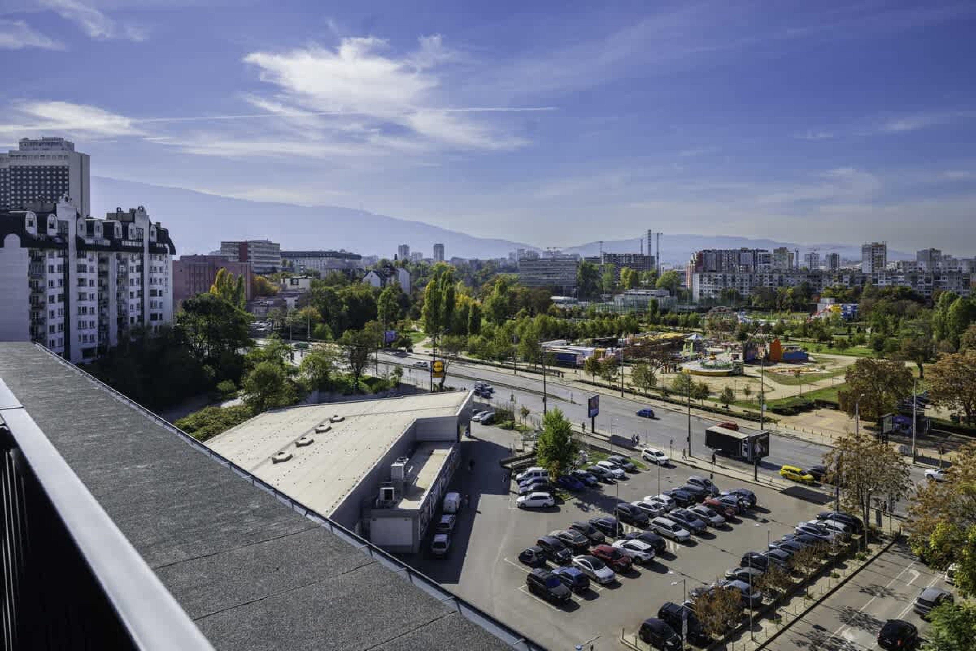 Scoutaround White Logo