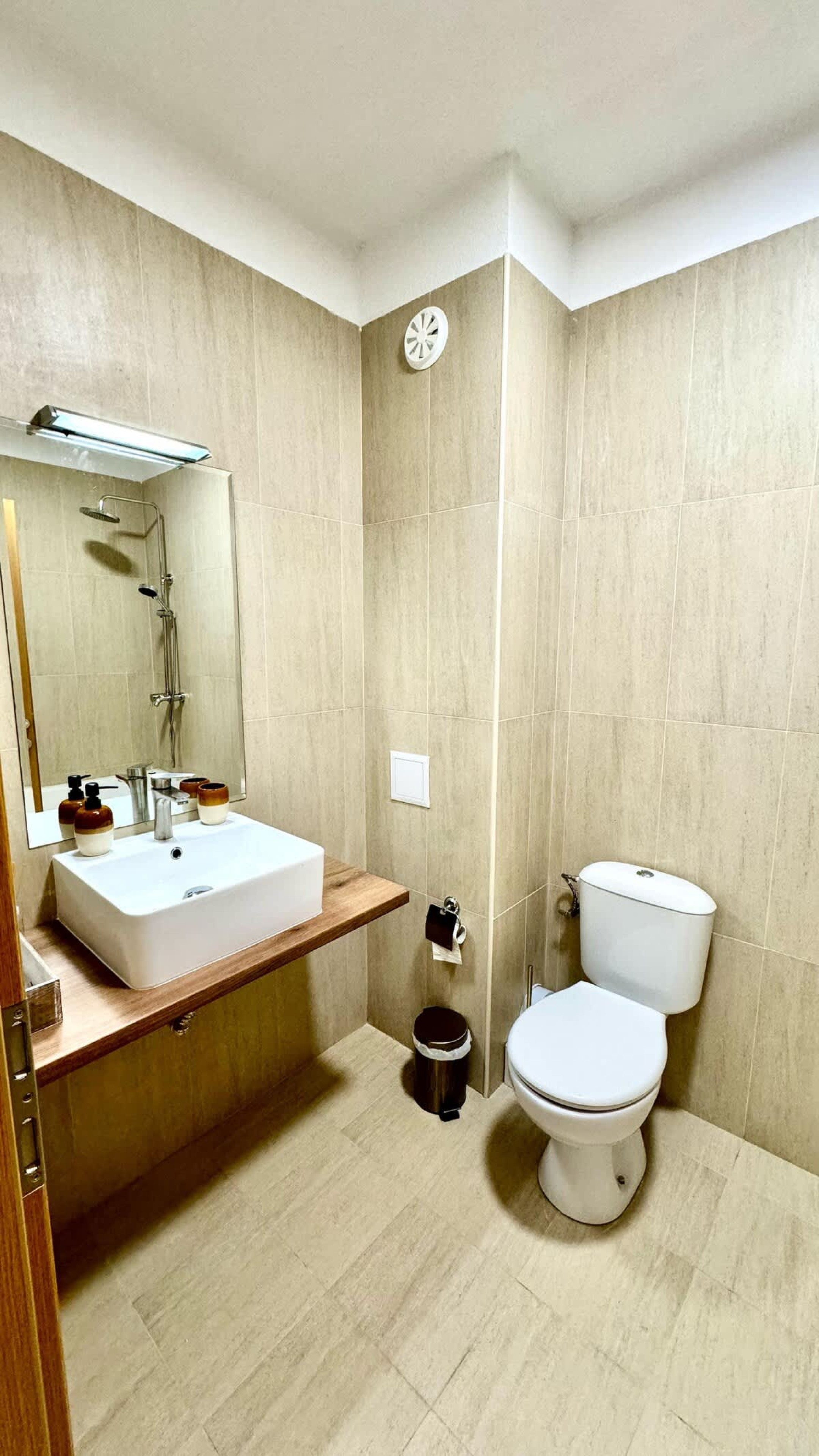 Scoutaround White Logo