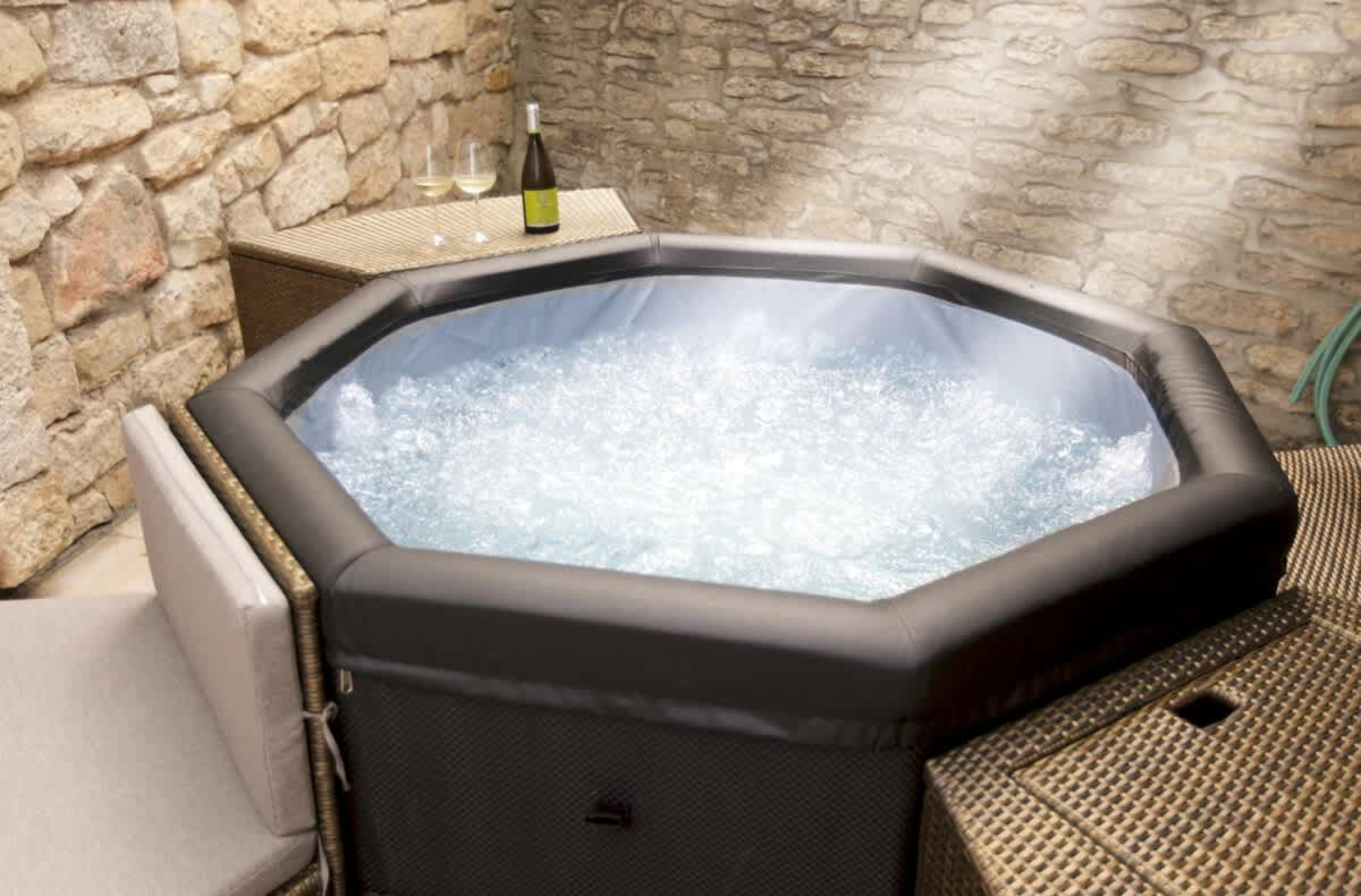 Scoutaround White Logo