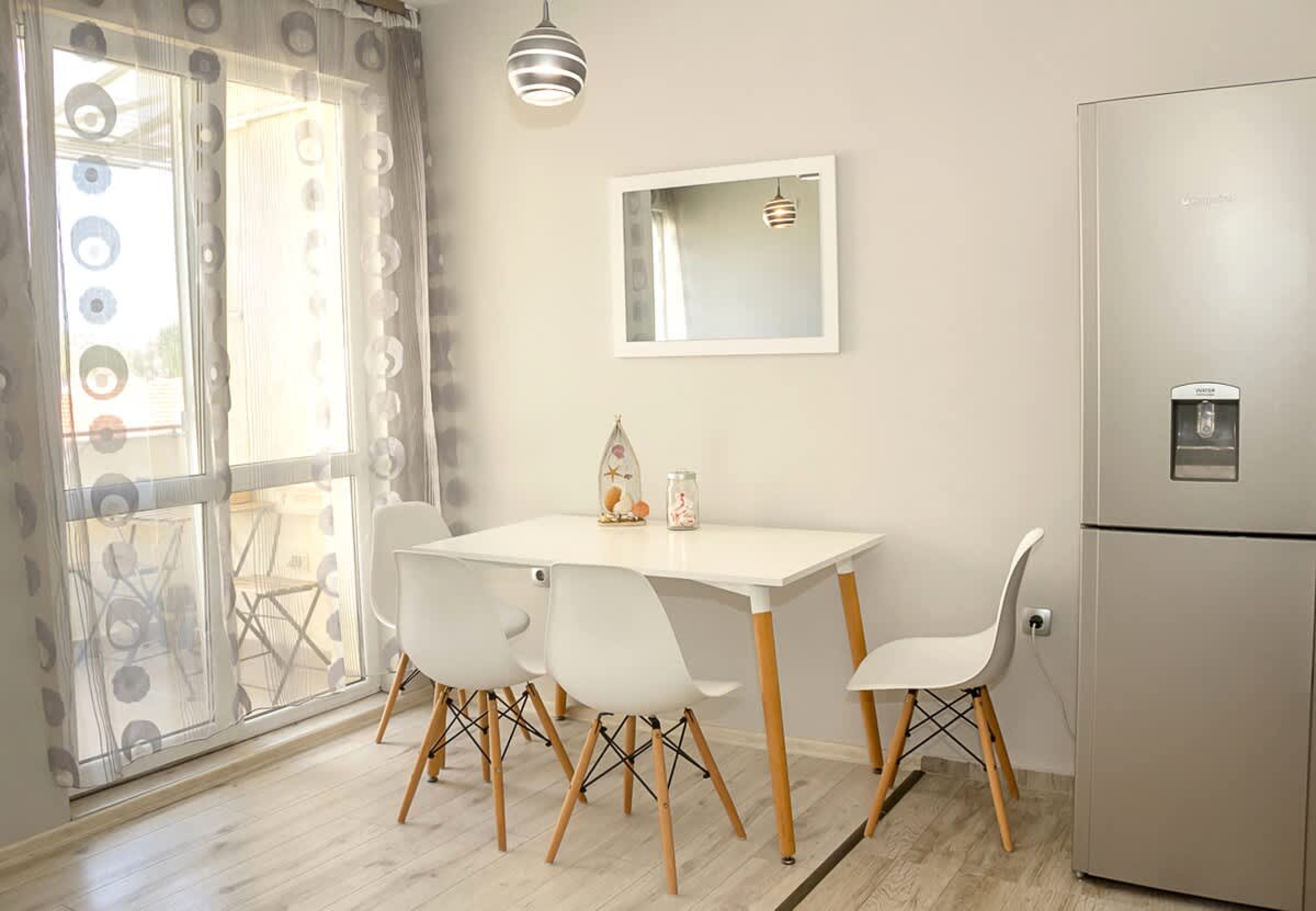 Scoutaround White Logo