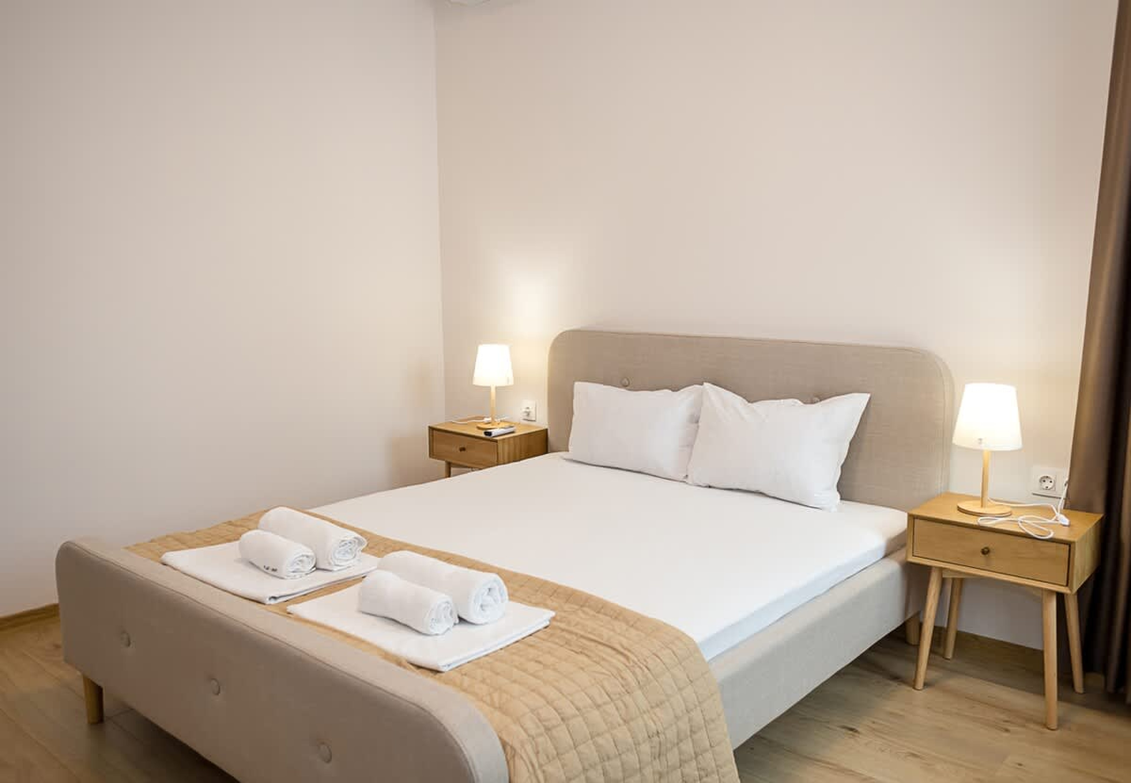 Scoutaround White Logo