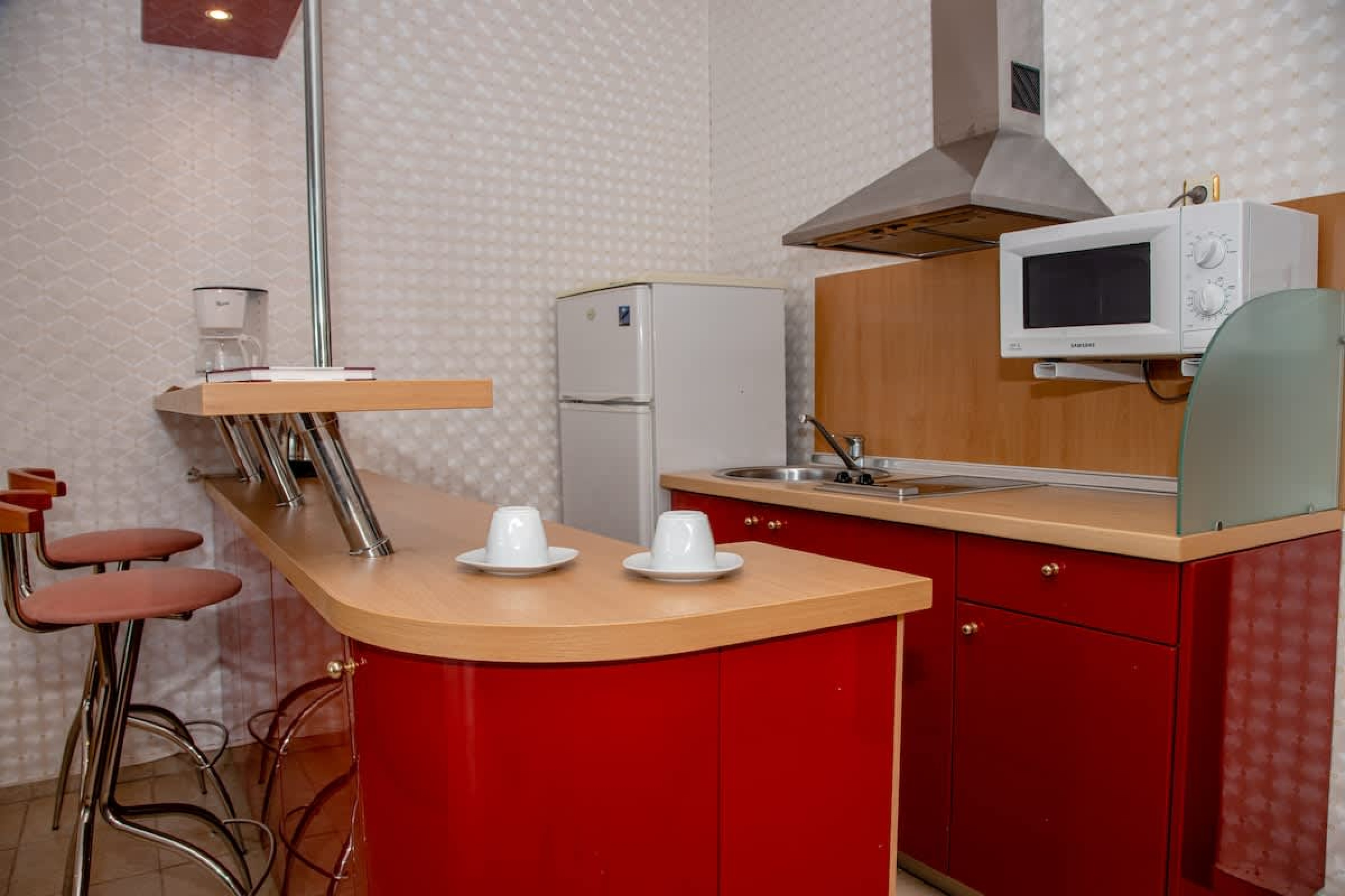 Scoutaround White Logo