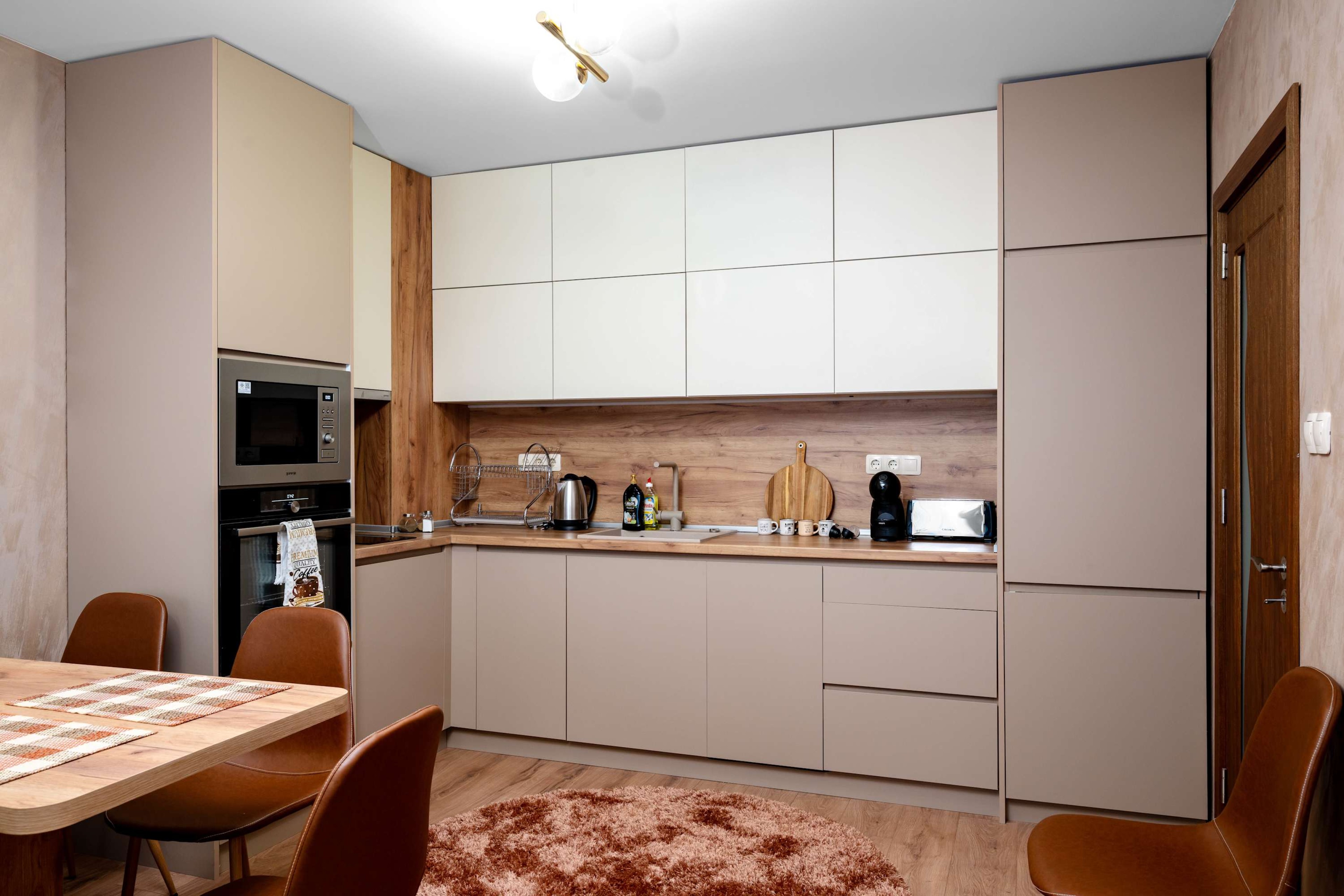 Scoutaround White Logo