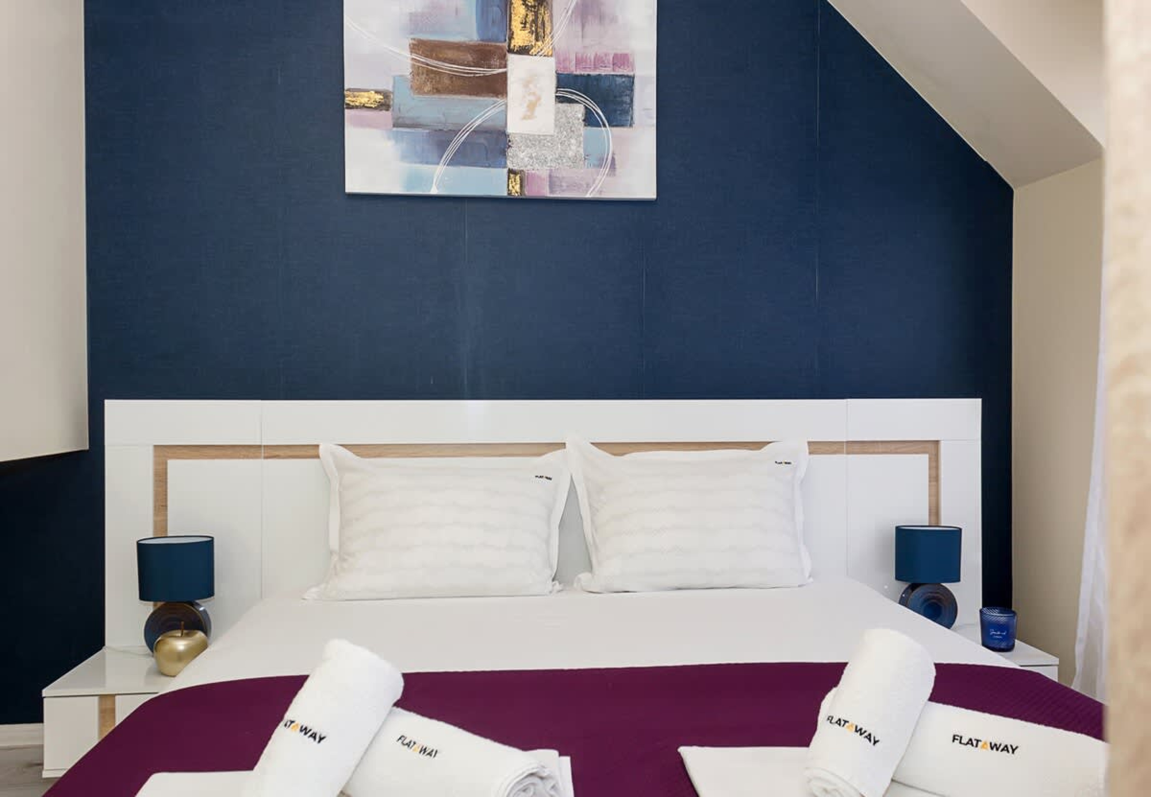 Scoutaround White Logo