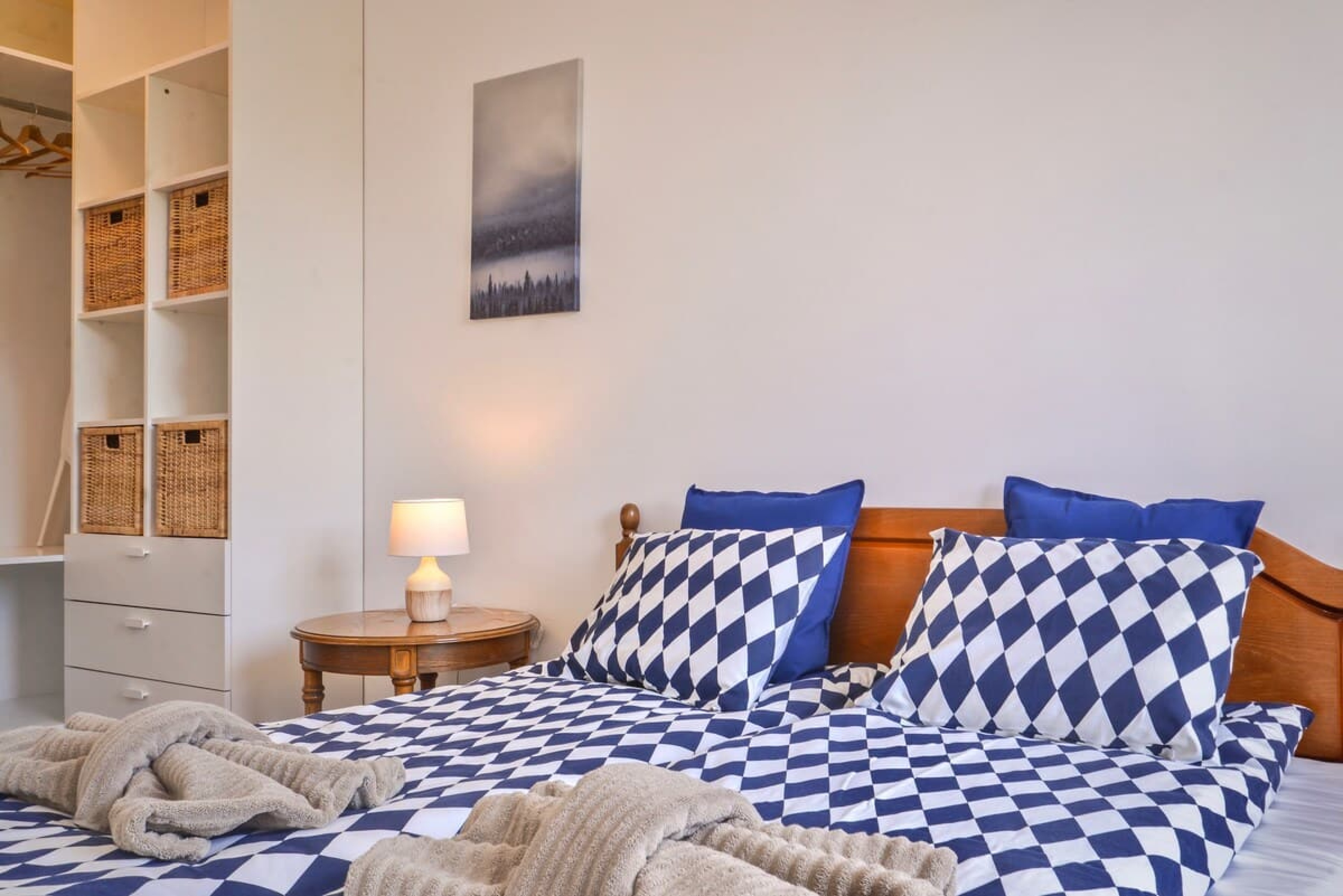 Scoutaround White Logo