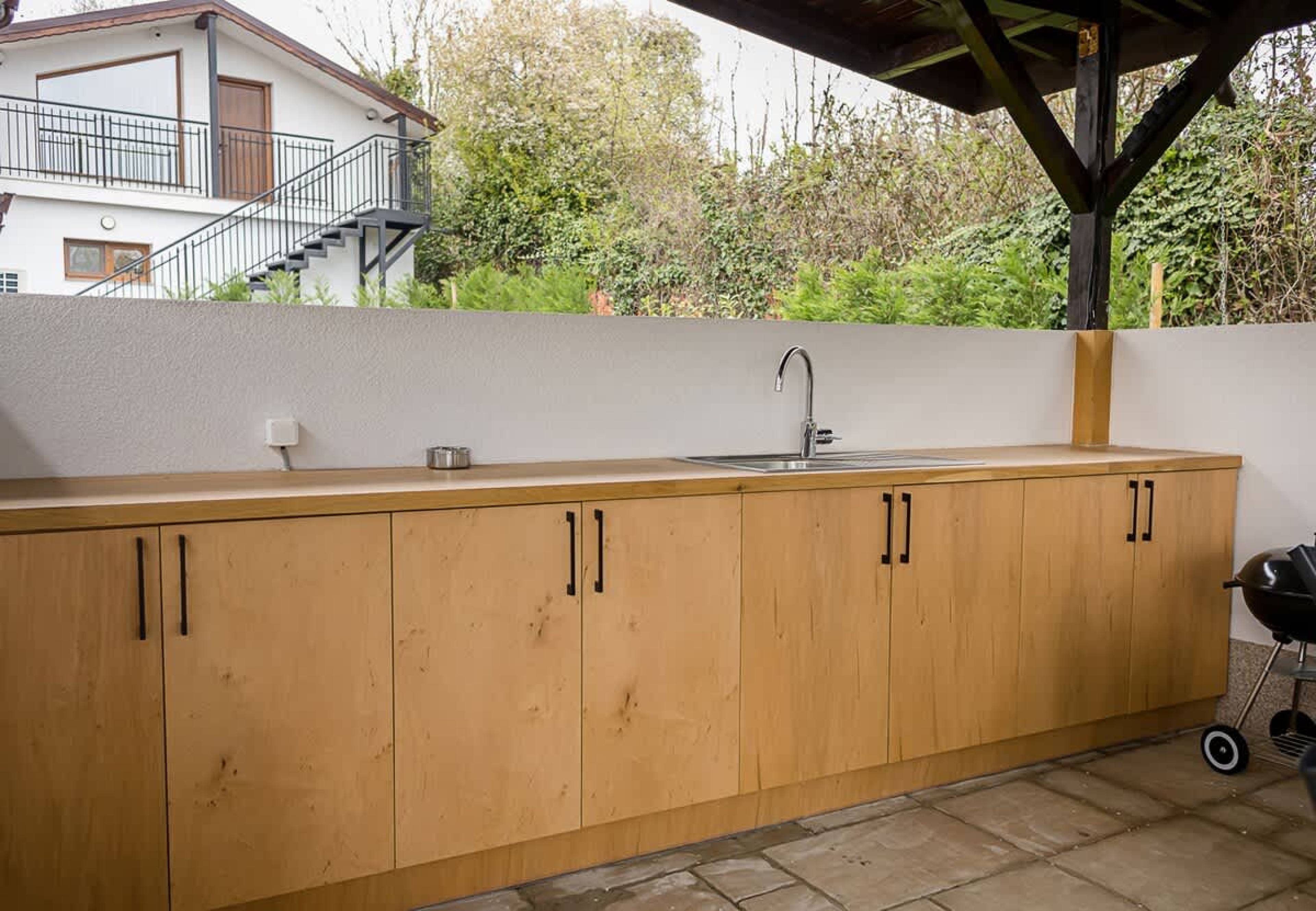 Scoutaround White Logo