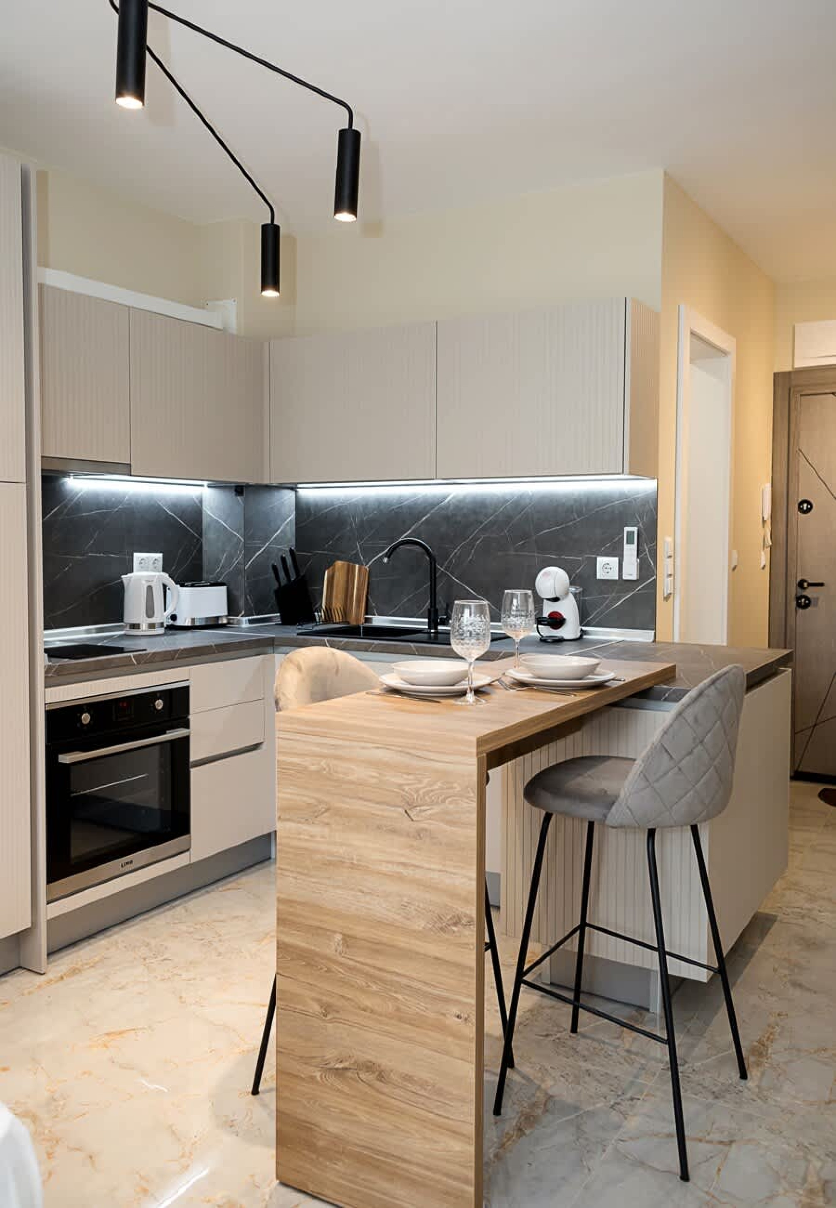 Scoutaround White Logo