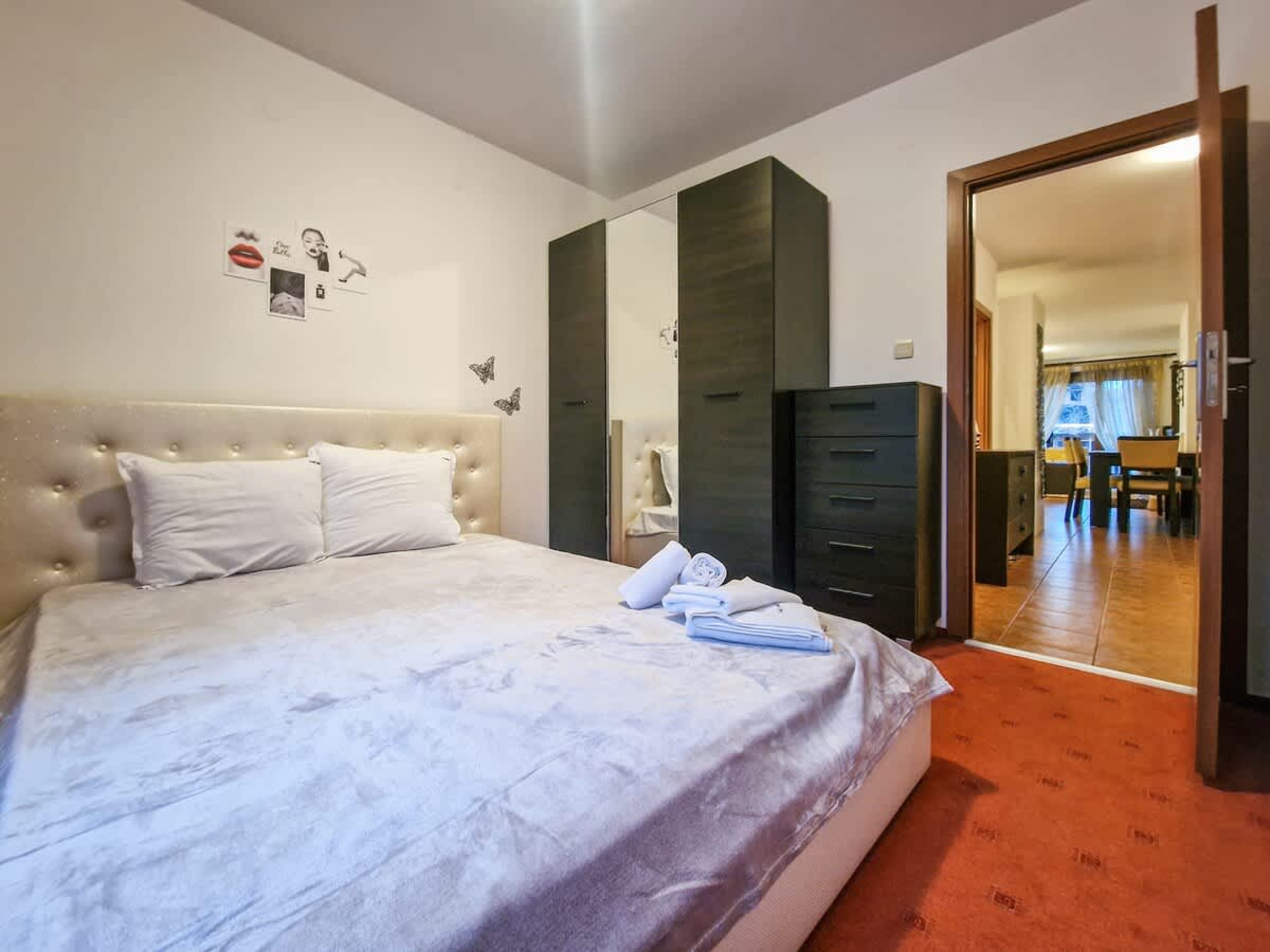 Scoutaround White Logo