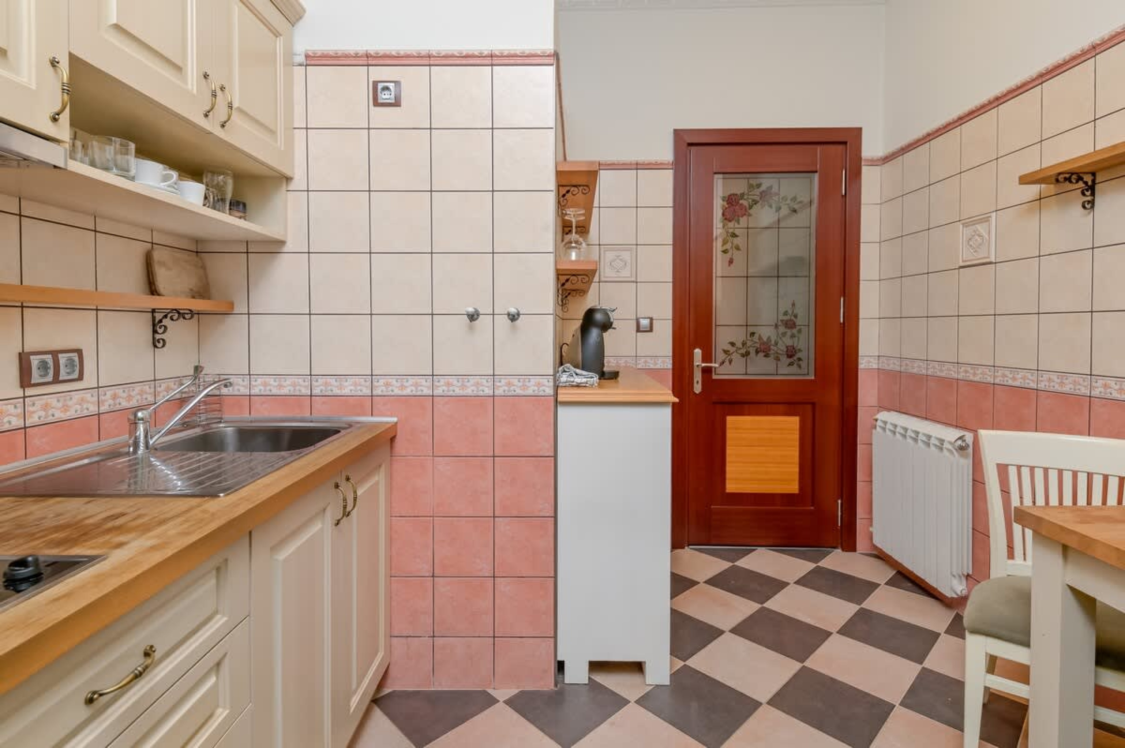 Life in Colors - Elegant 2BD Premium Stay - Photo 7