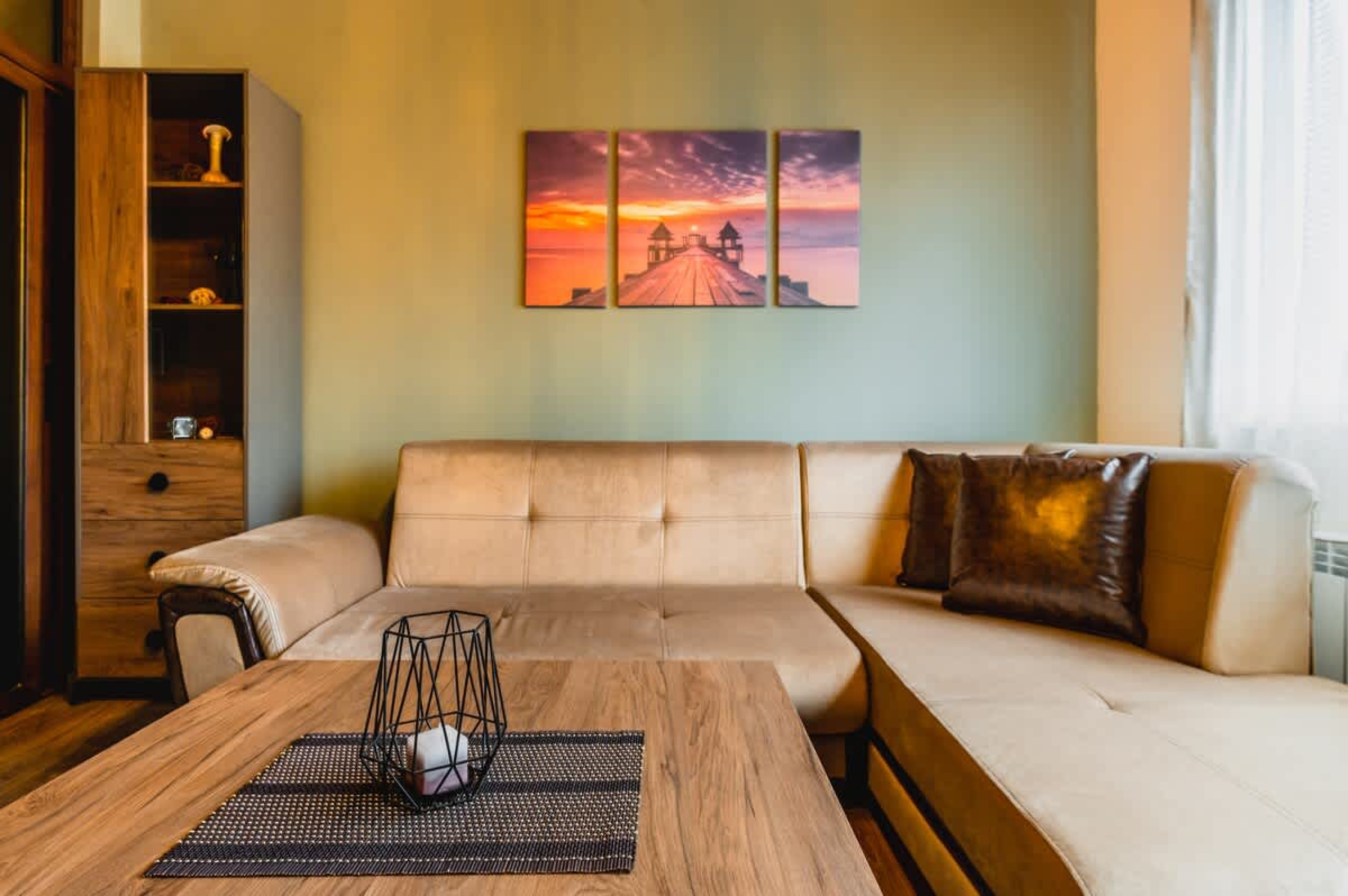 Scoutaround White Logo