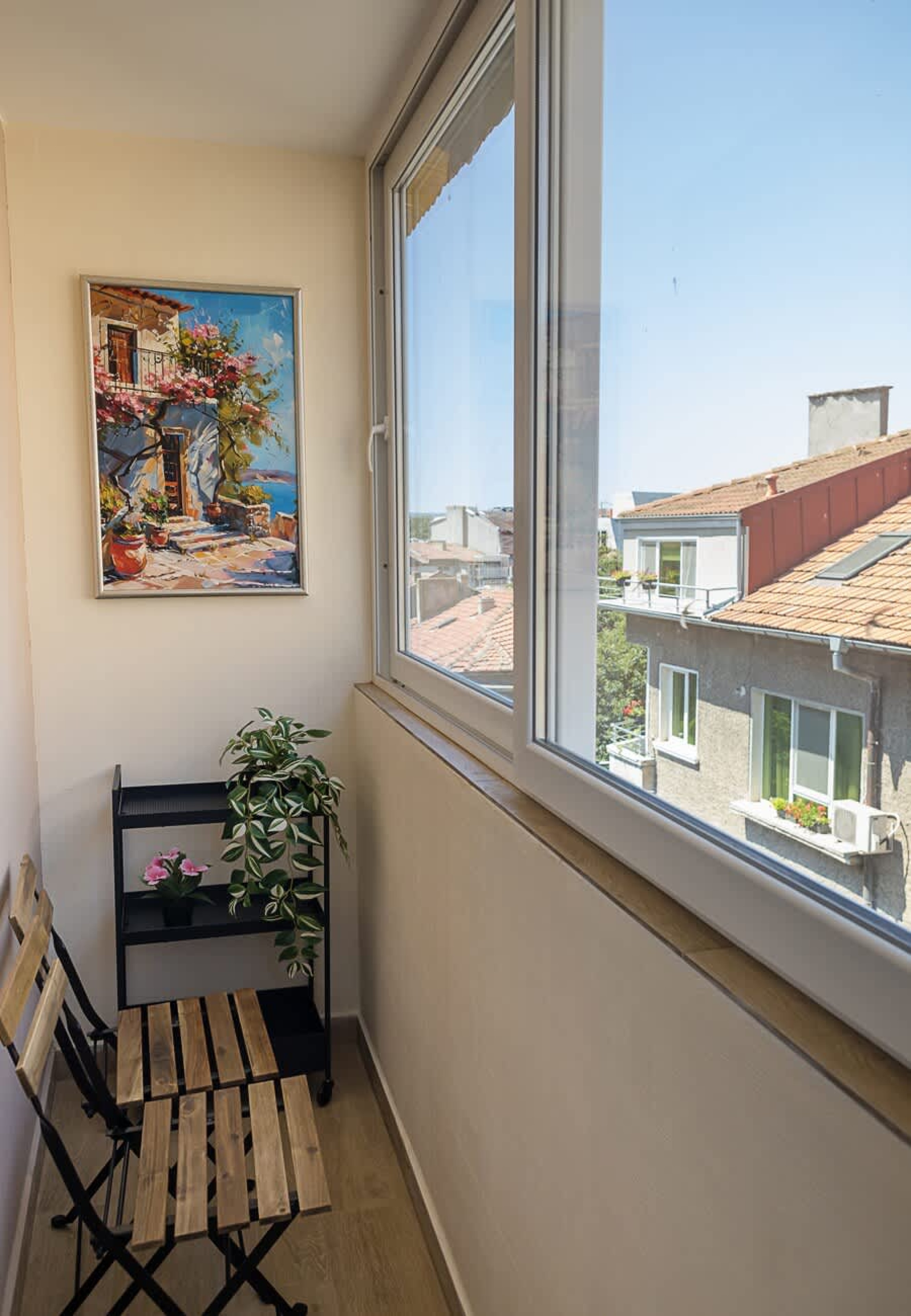 Scoutaround White Logo