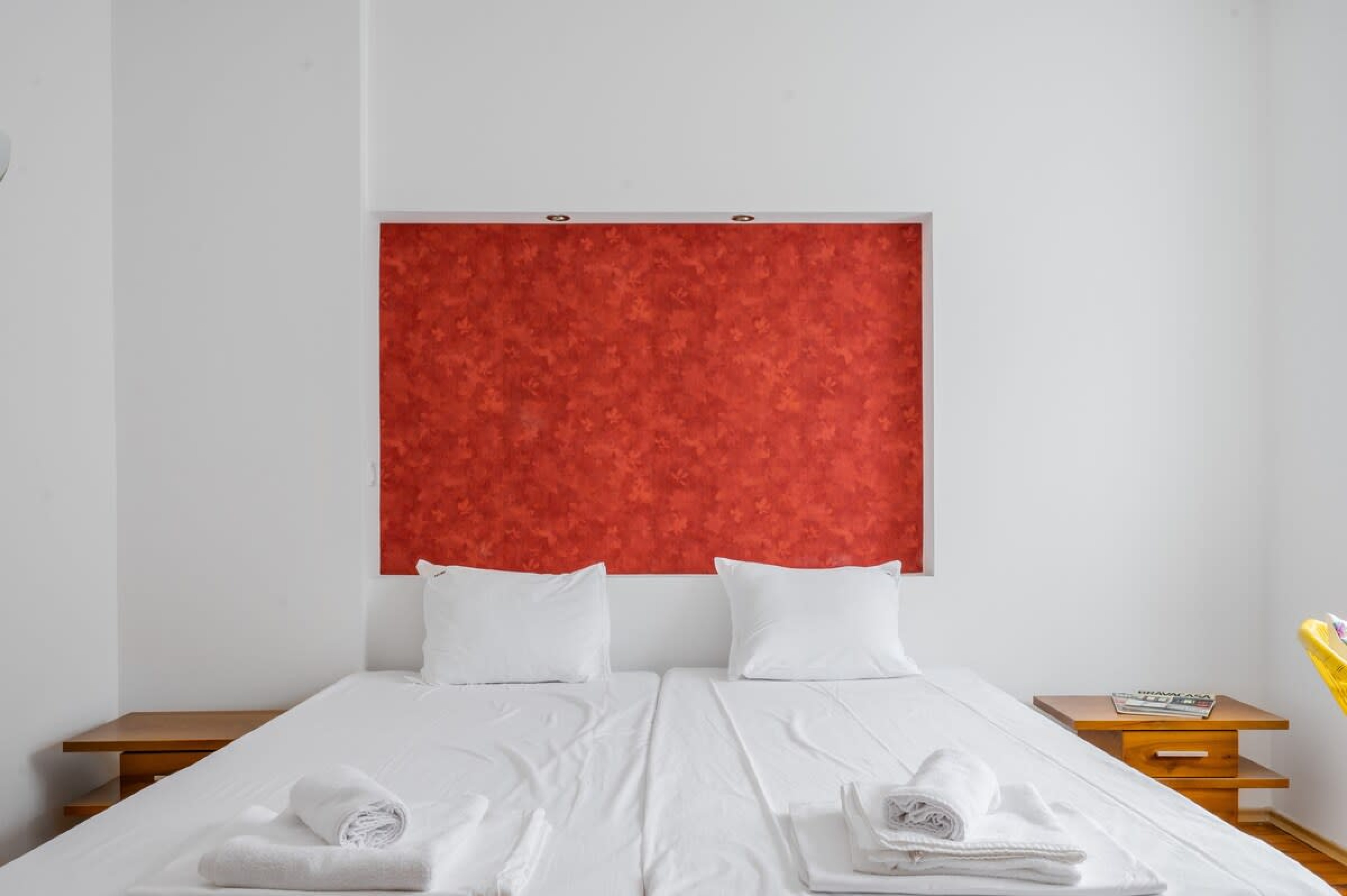 Scoutaround White Logo