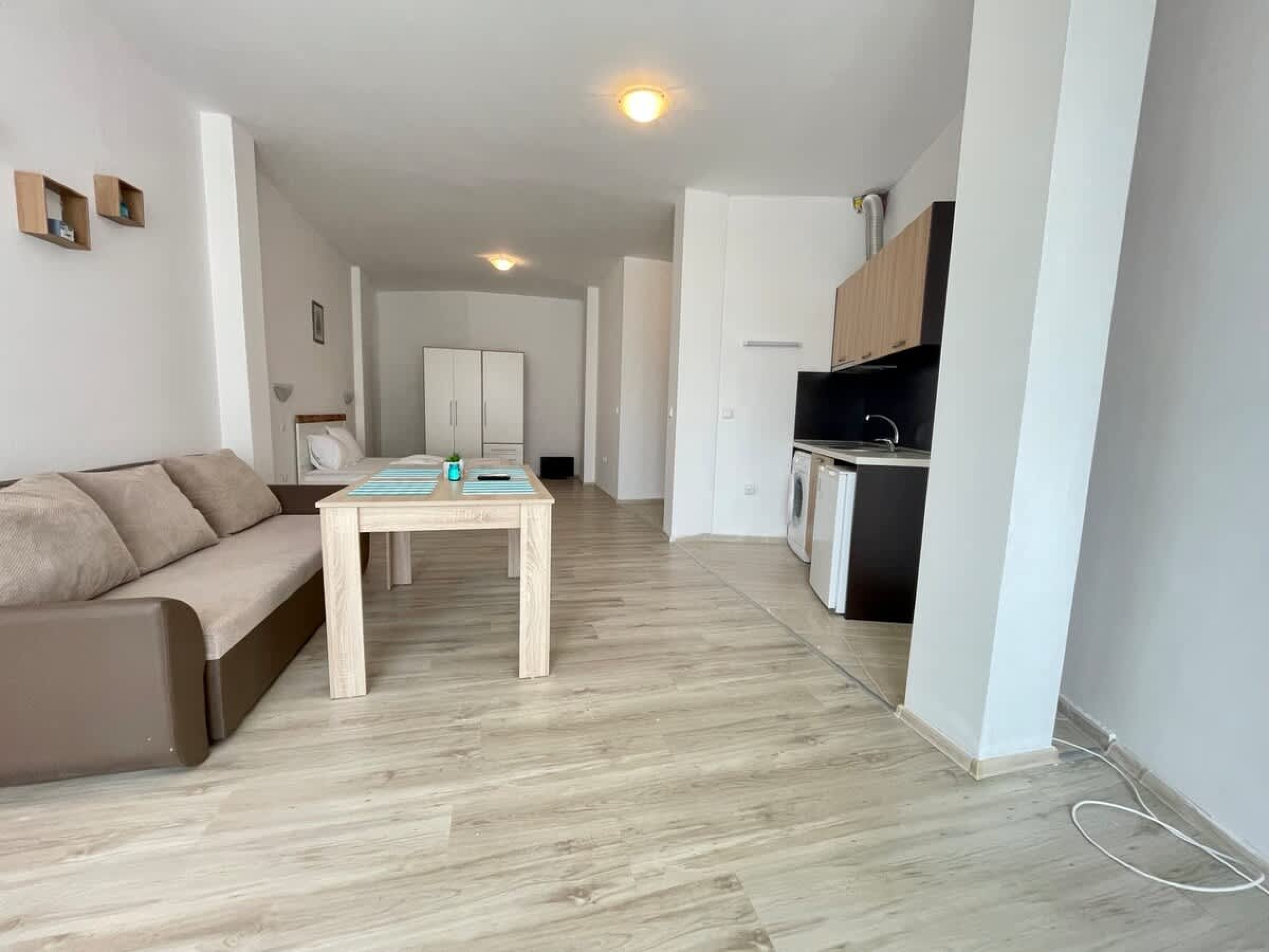 Scoutaround White Logo