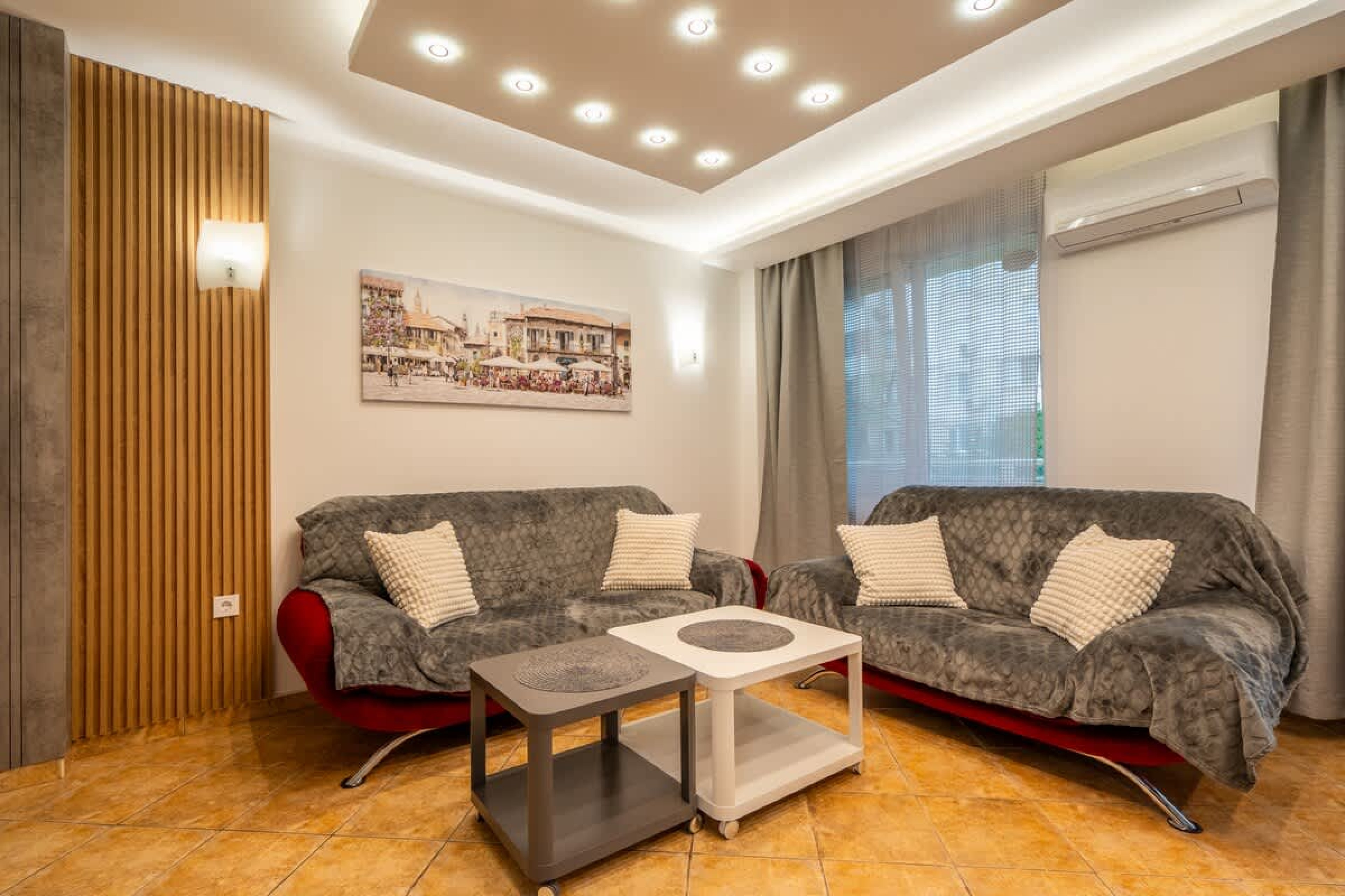 Scoutaround White Logo