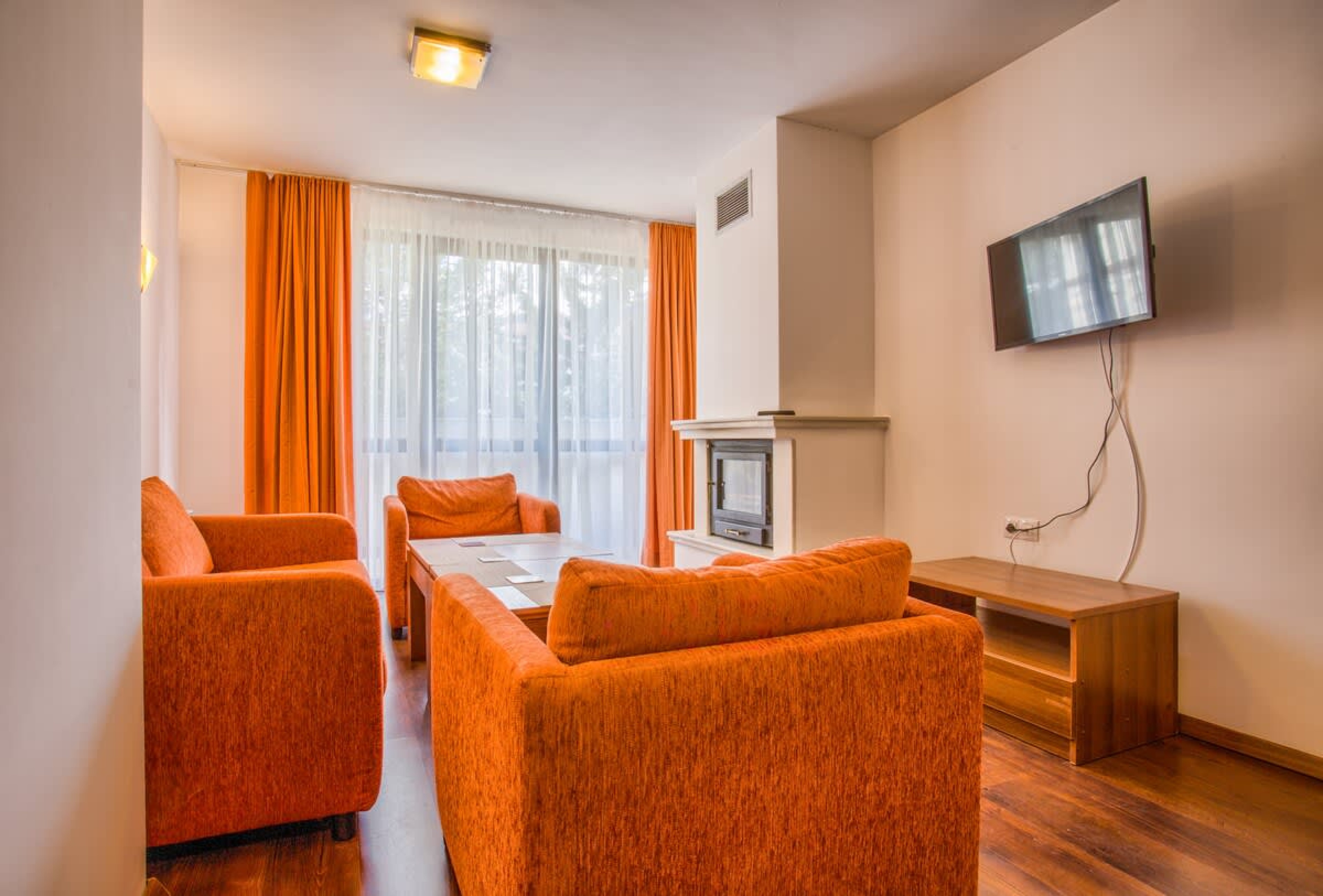 Scoutaround White Logo