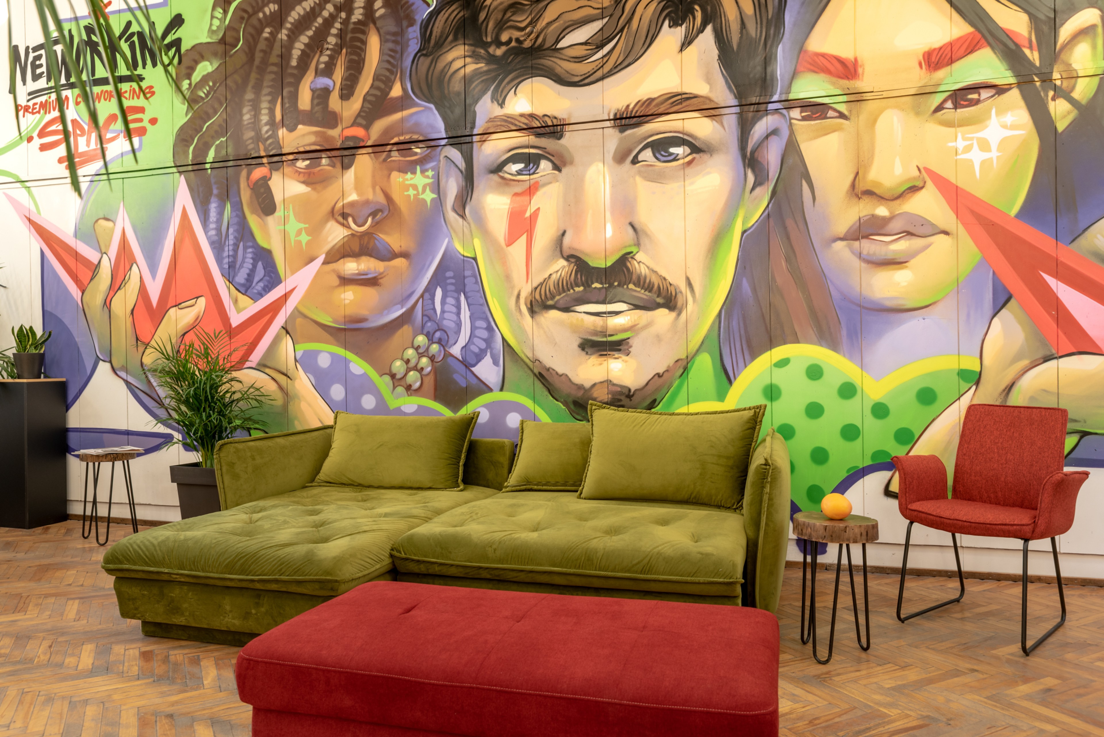 Scoutaround White Logo