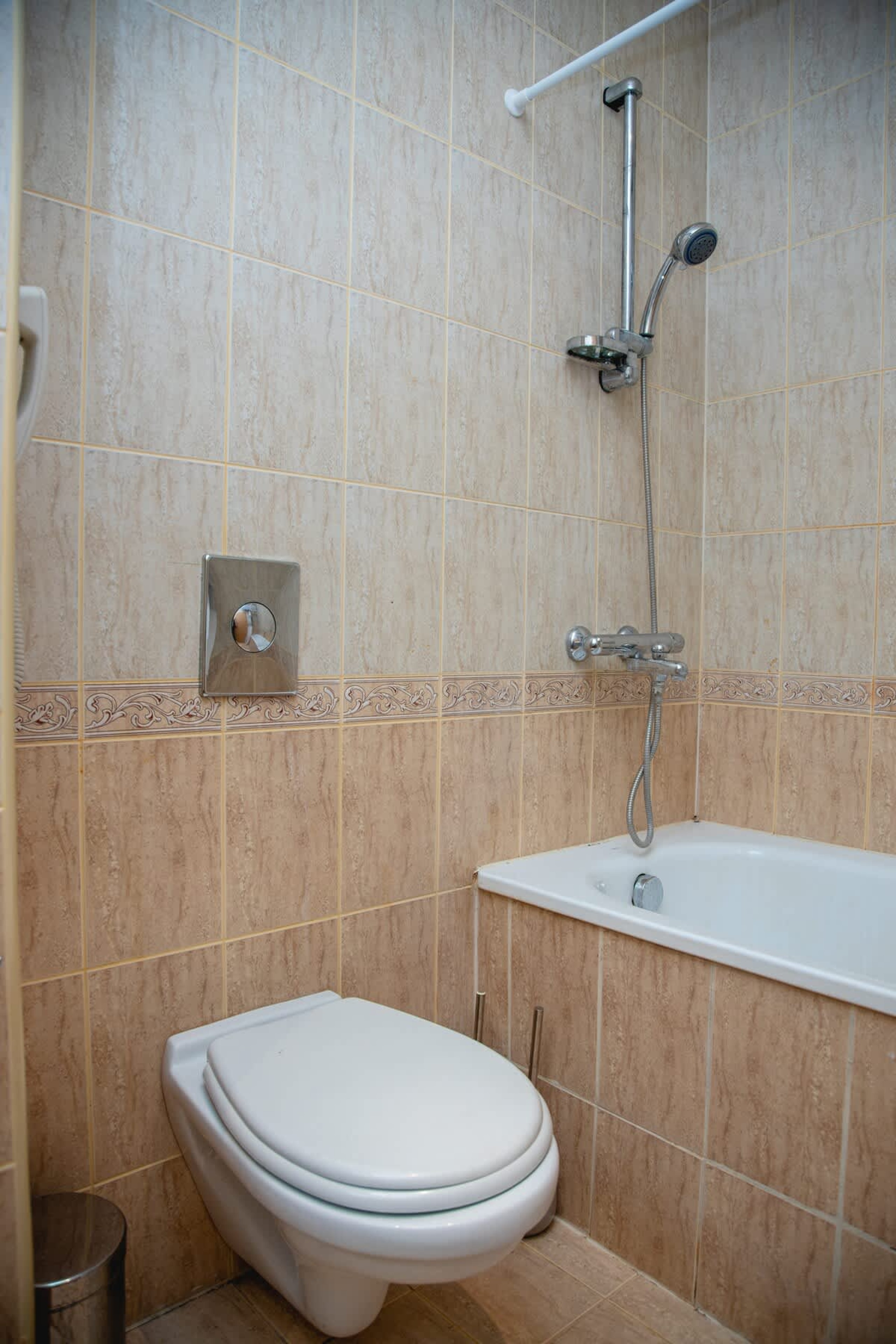 Scoutaround White Logo