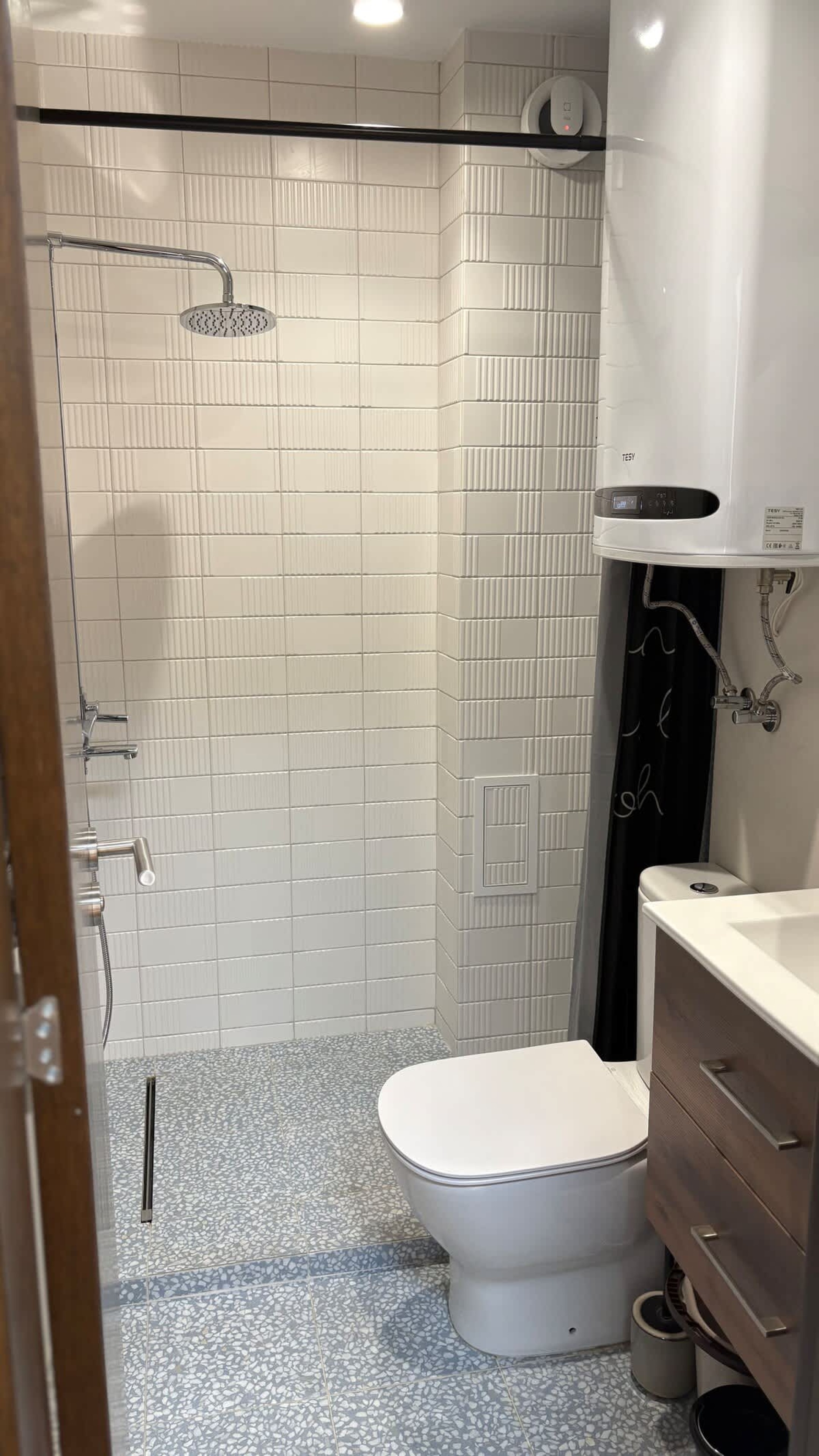 Comfort in Varna– Modern, Bright Central Apartment - Photo 12