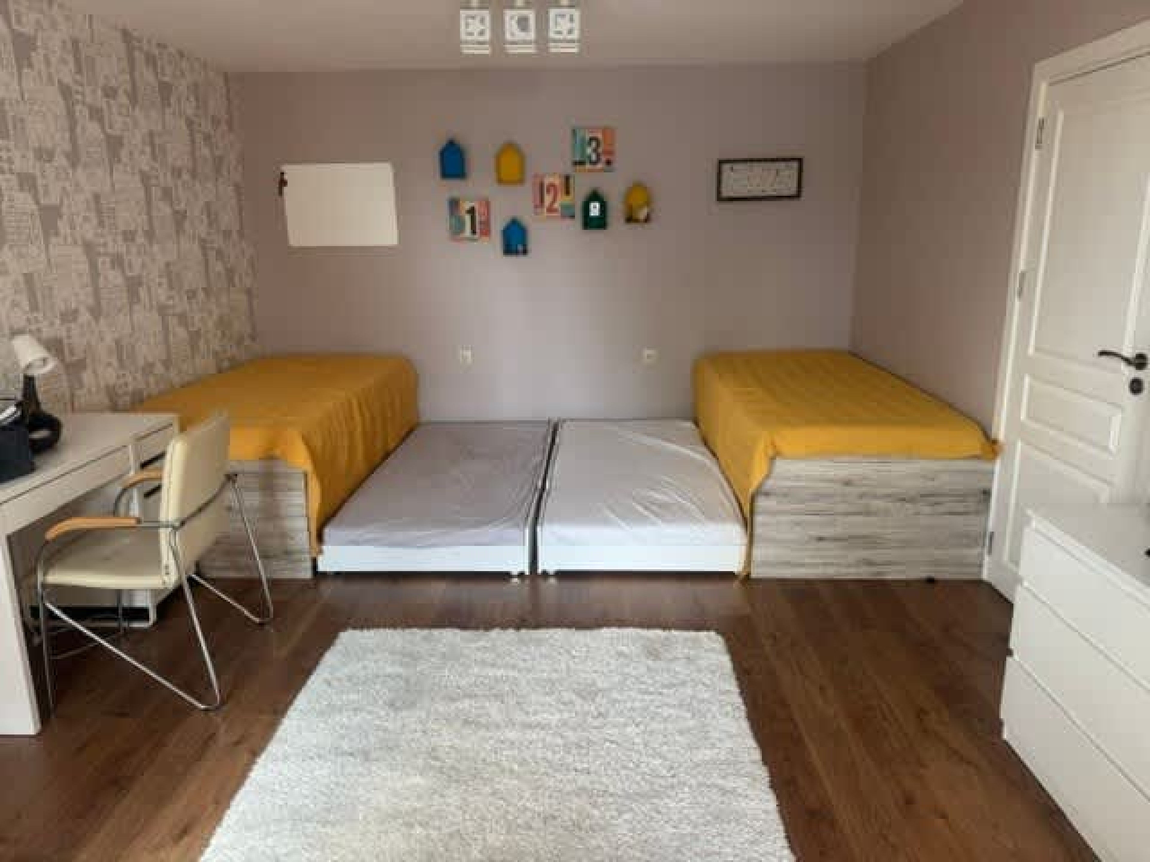 Scoutaround White Logo