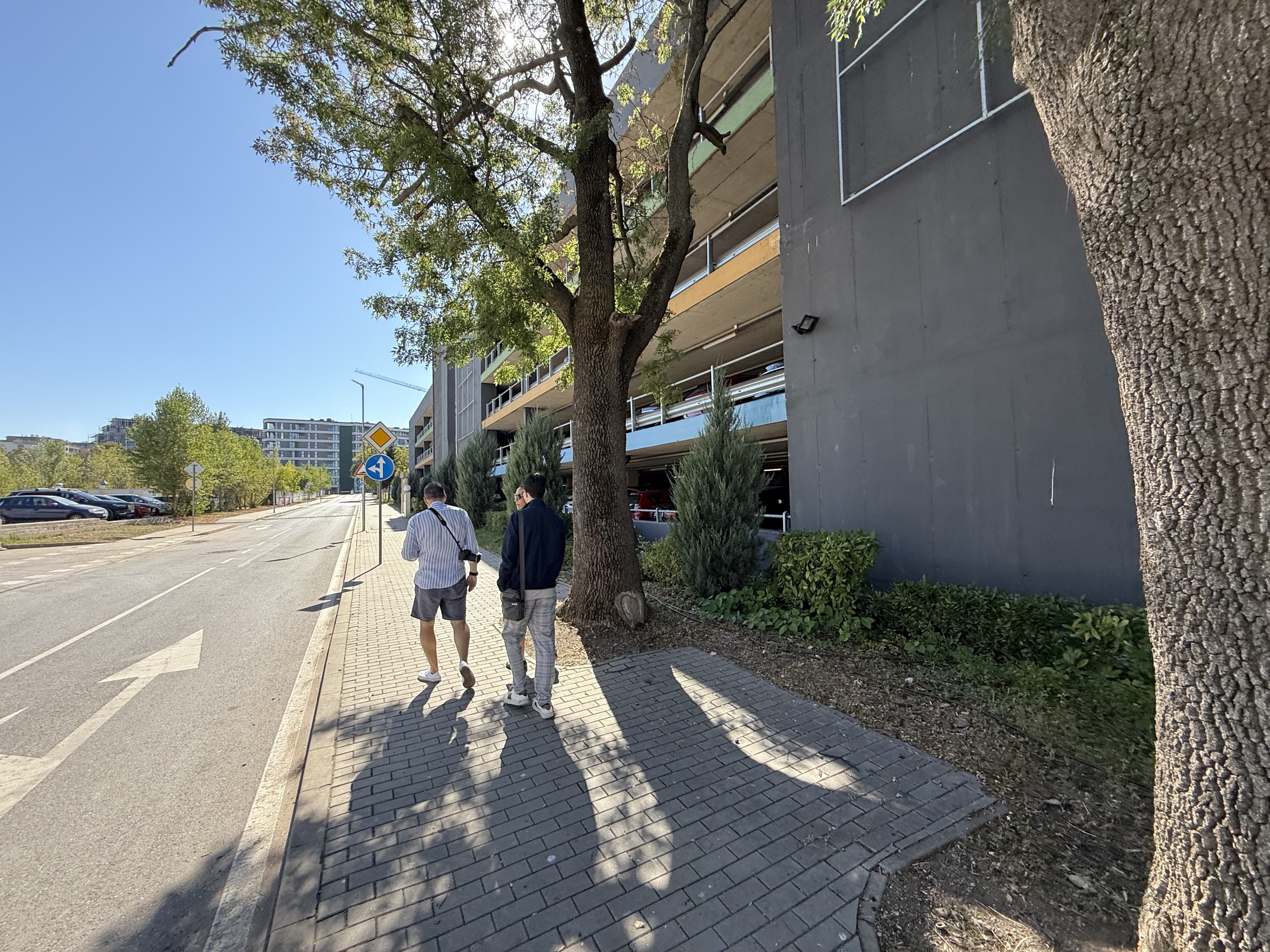 Scoutaround White Logo