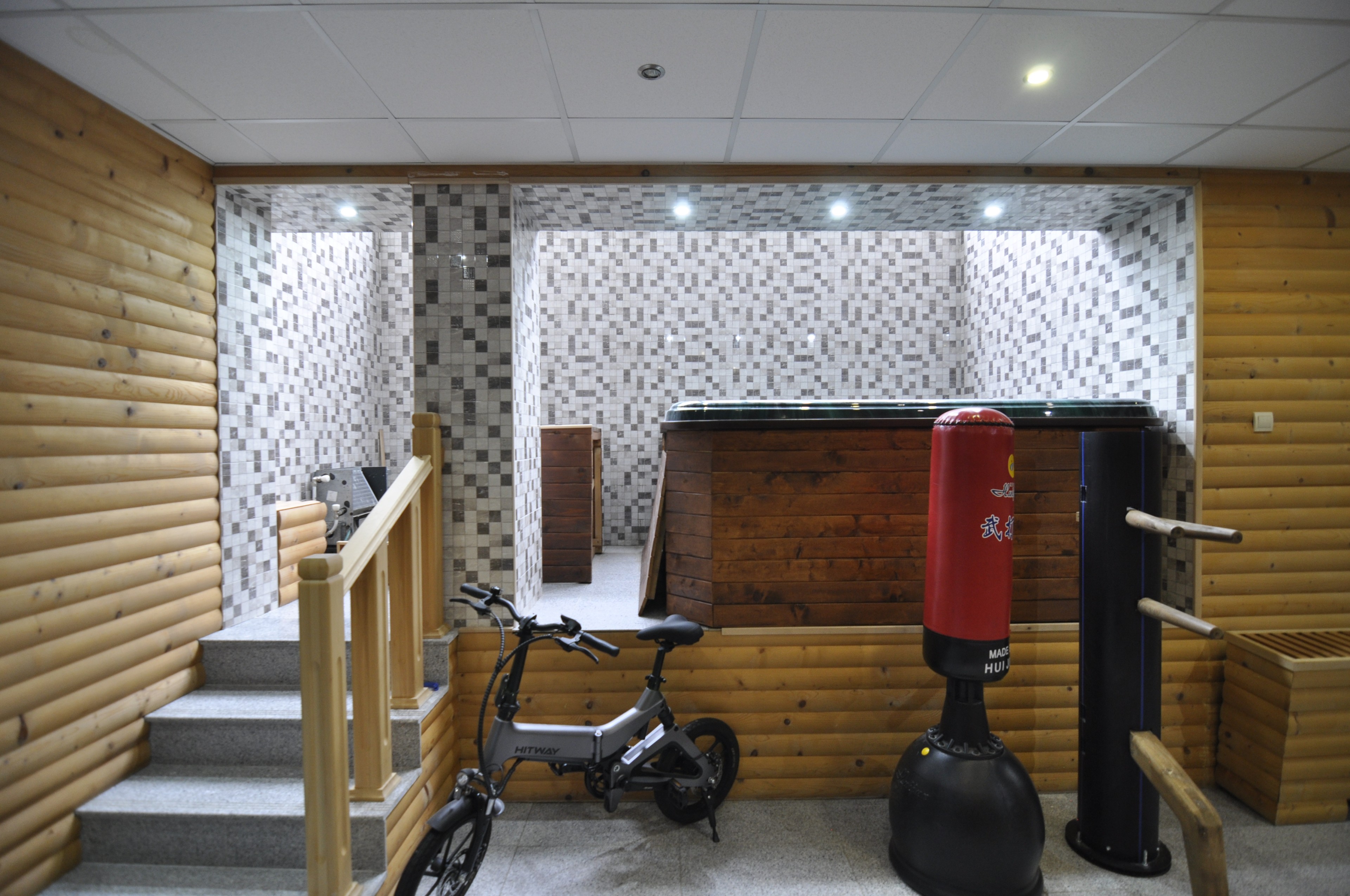 Scoutaround White Logo