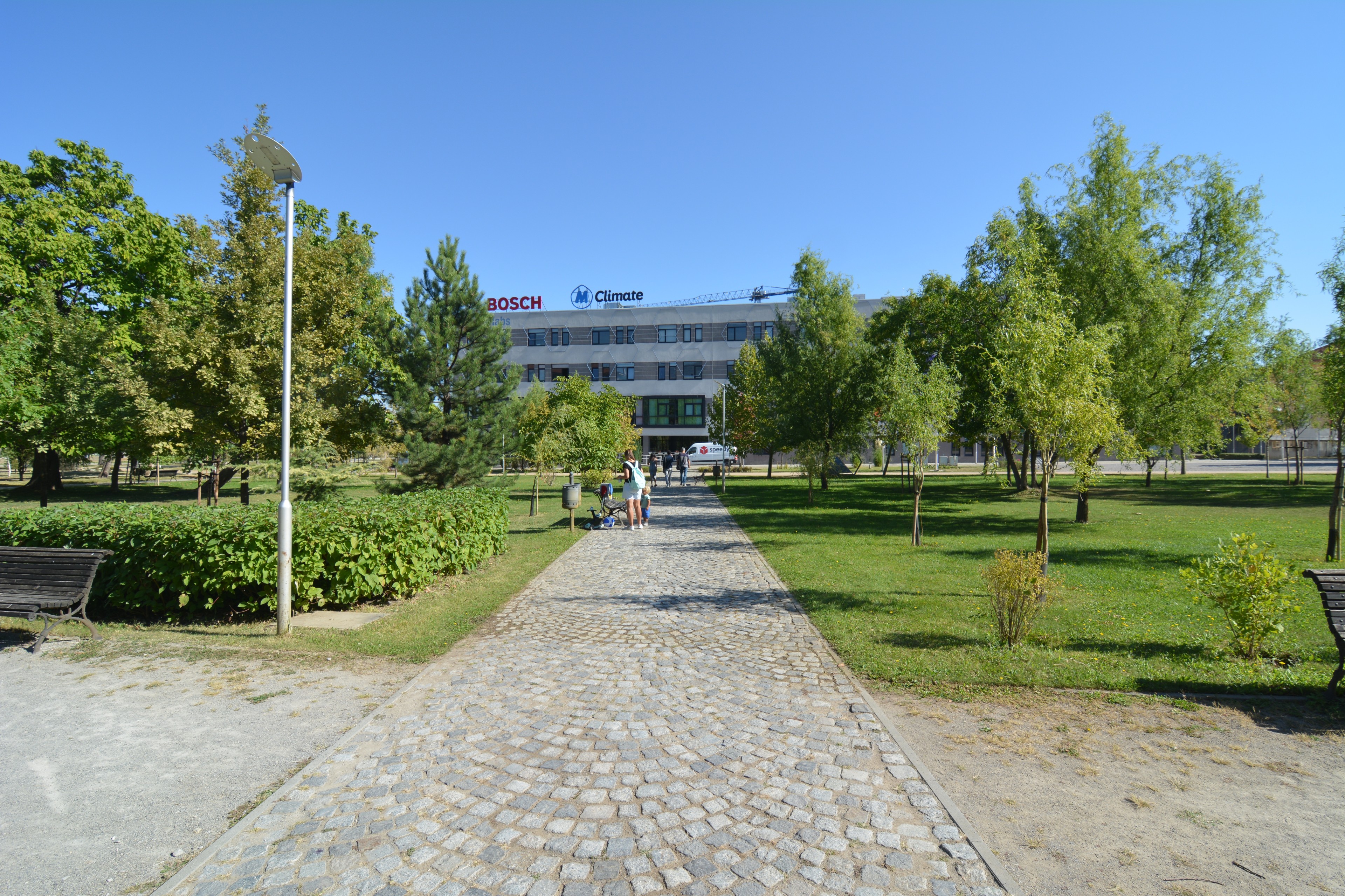 Scoutaround White Logo