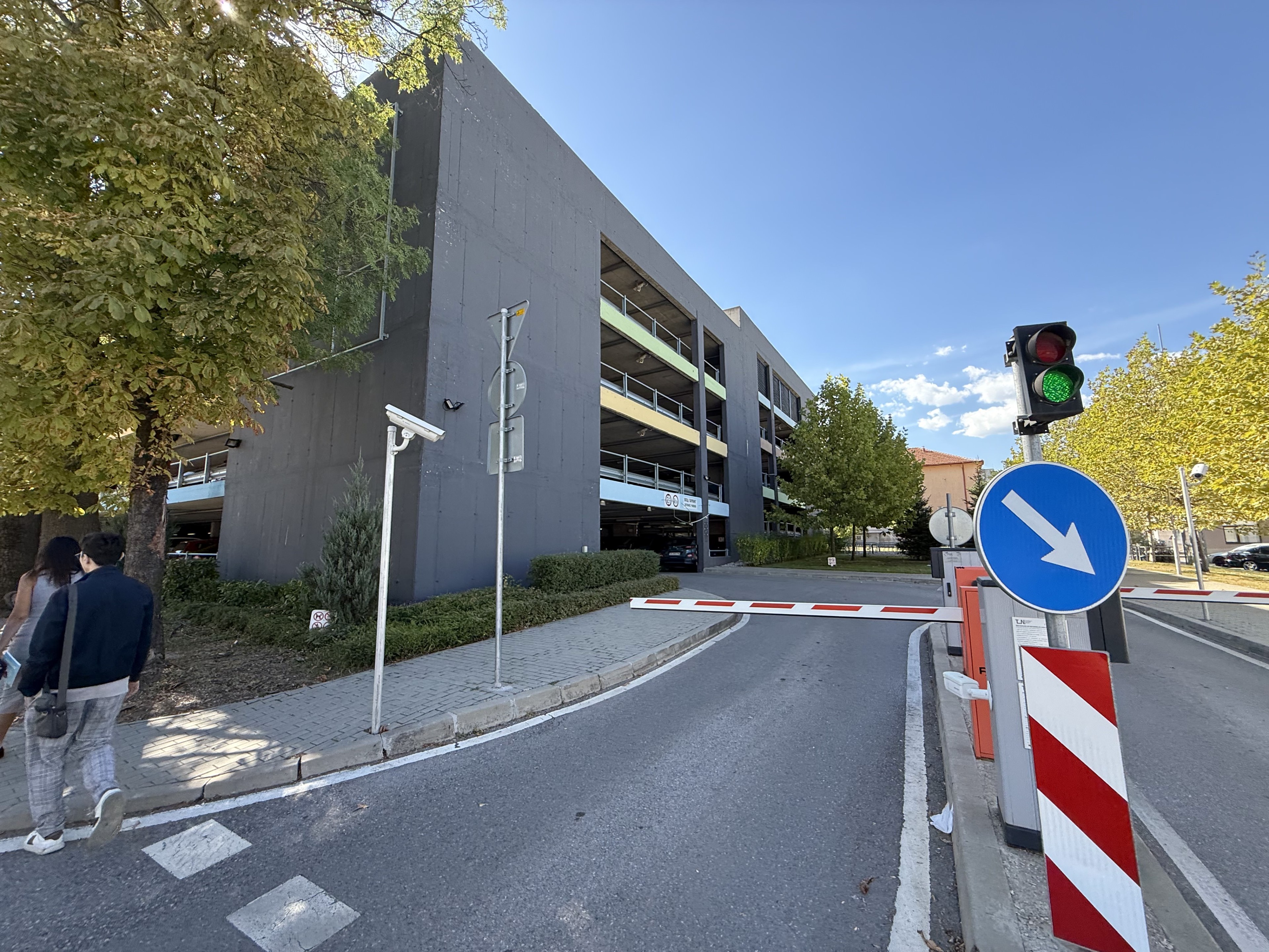 Scoutaround White Logo