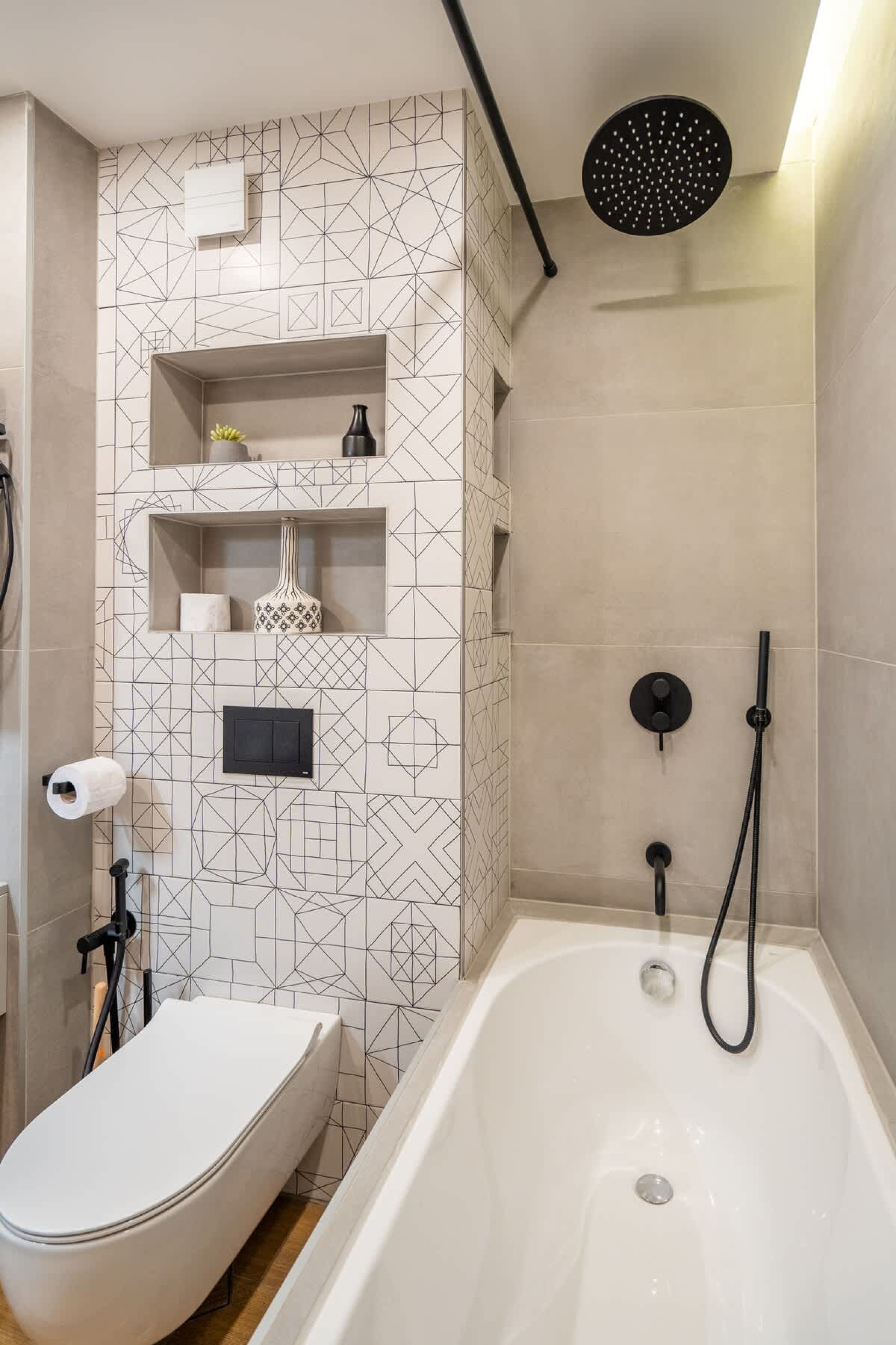 Scoutaround White Logo