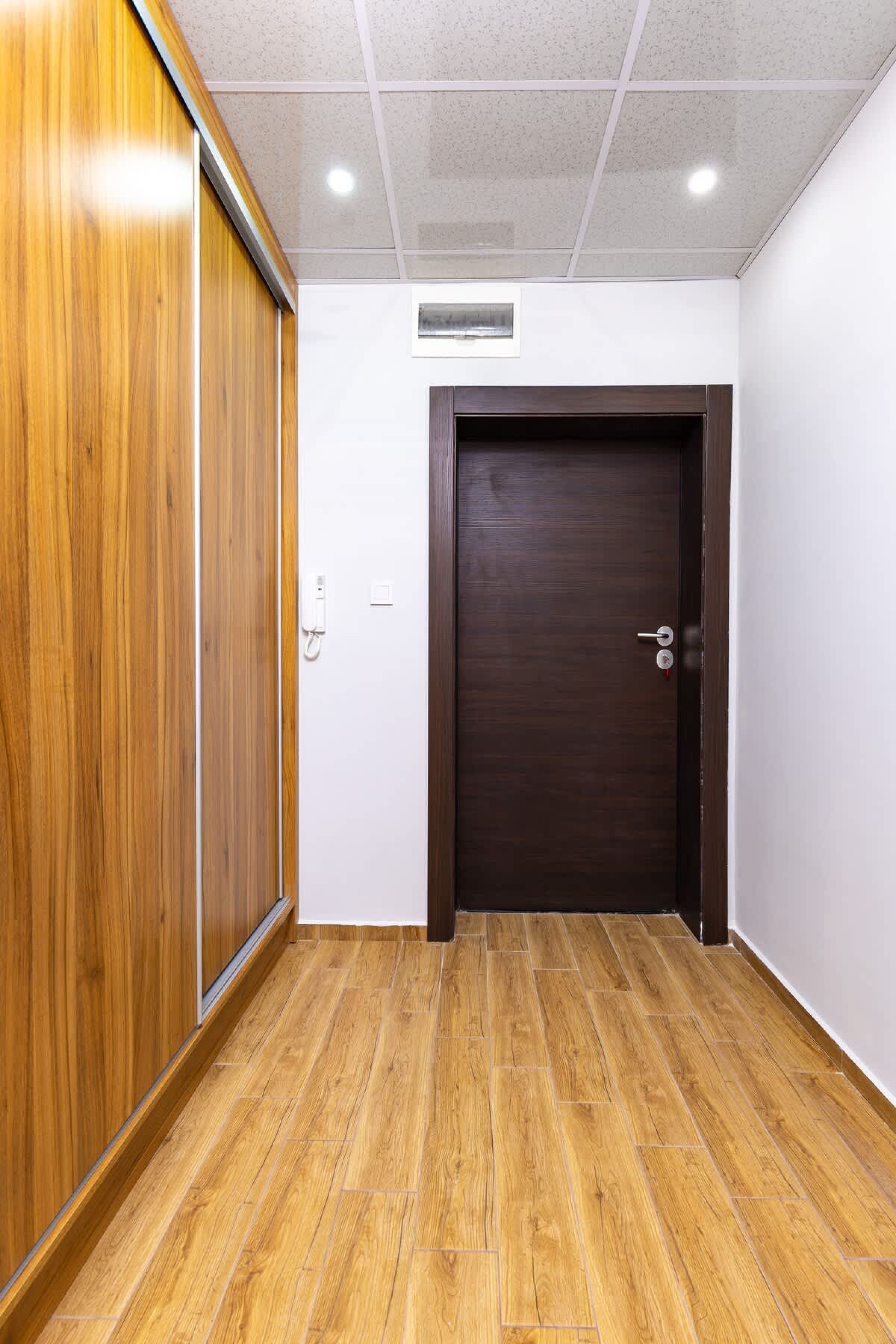 Bright and Cozy Apartment Next to a City Park - Photo 13