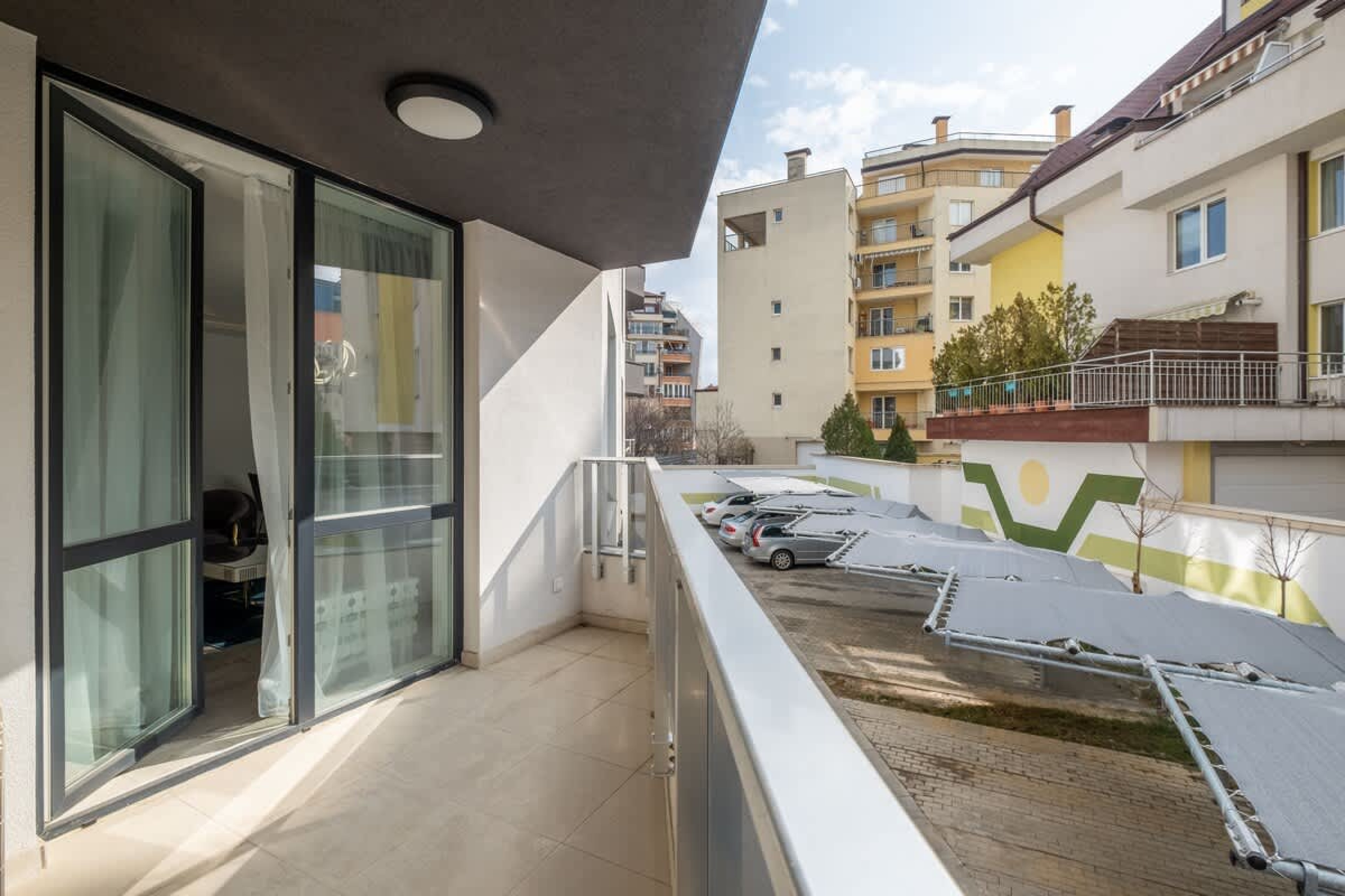 Scoutaround White Logo