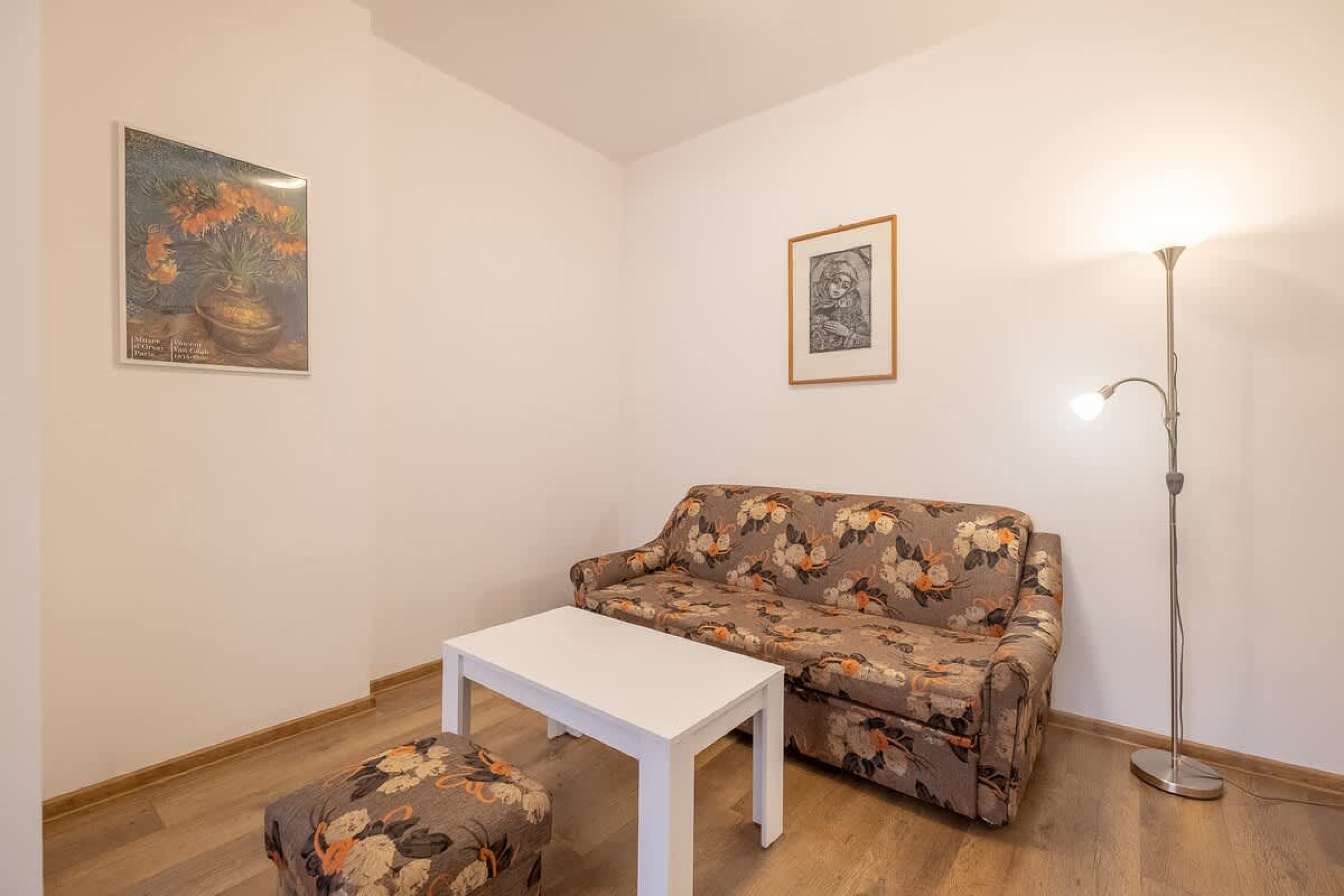 Peaceful downtown location - 2 bedroom apartment - Photo 10