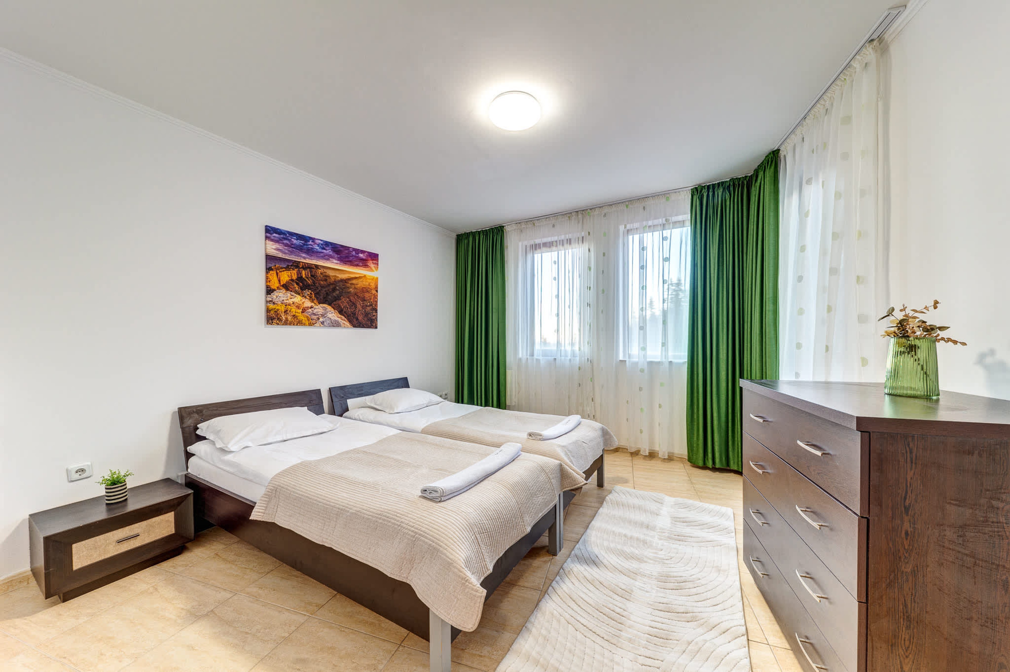 Scoutaround White Logo