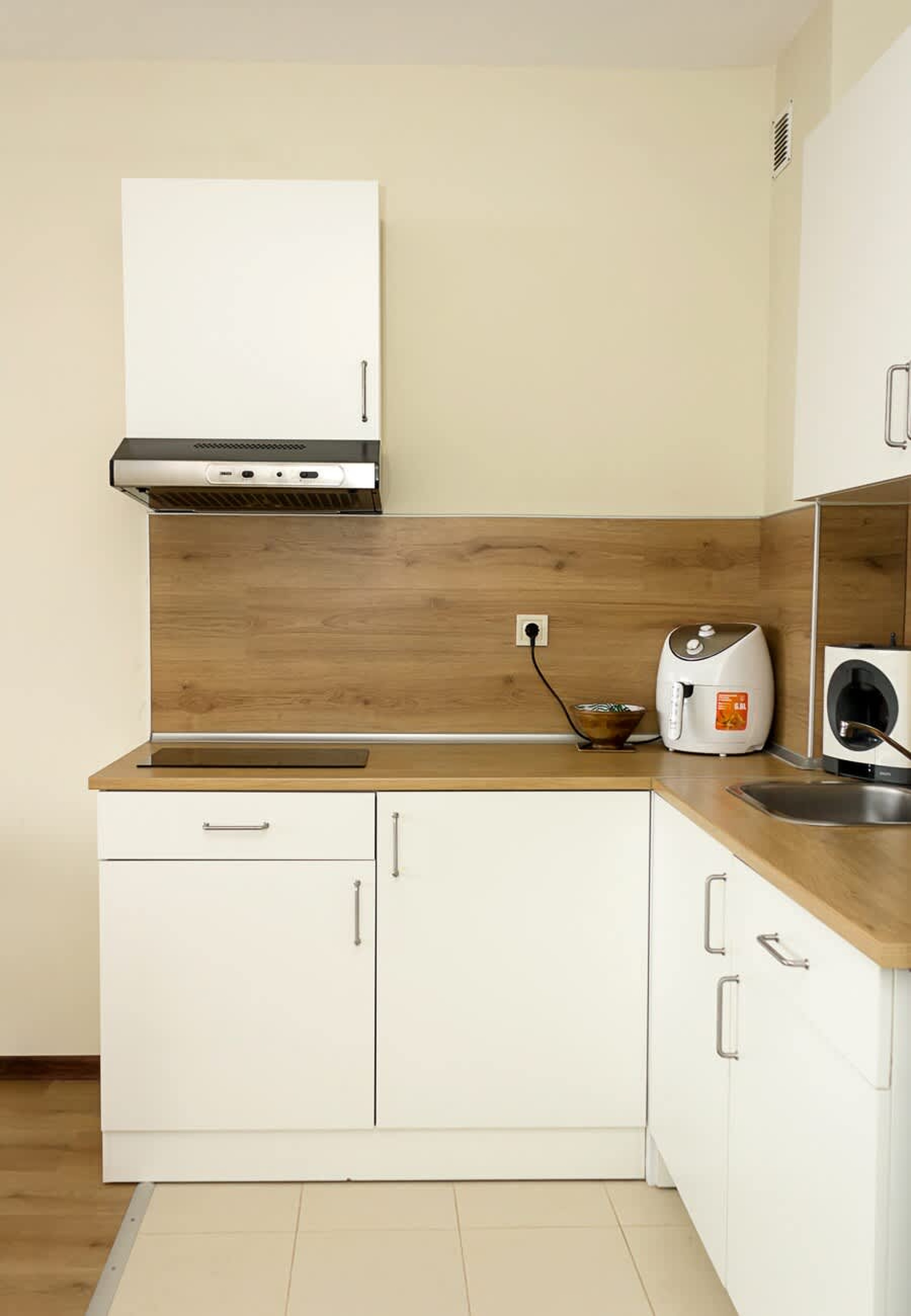 Scoutaround White Logo