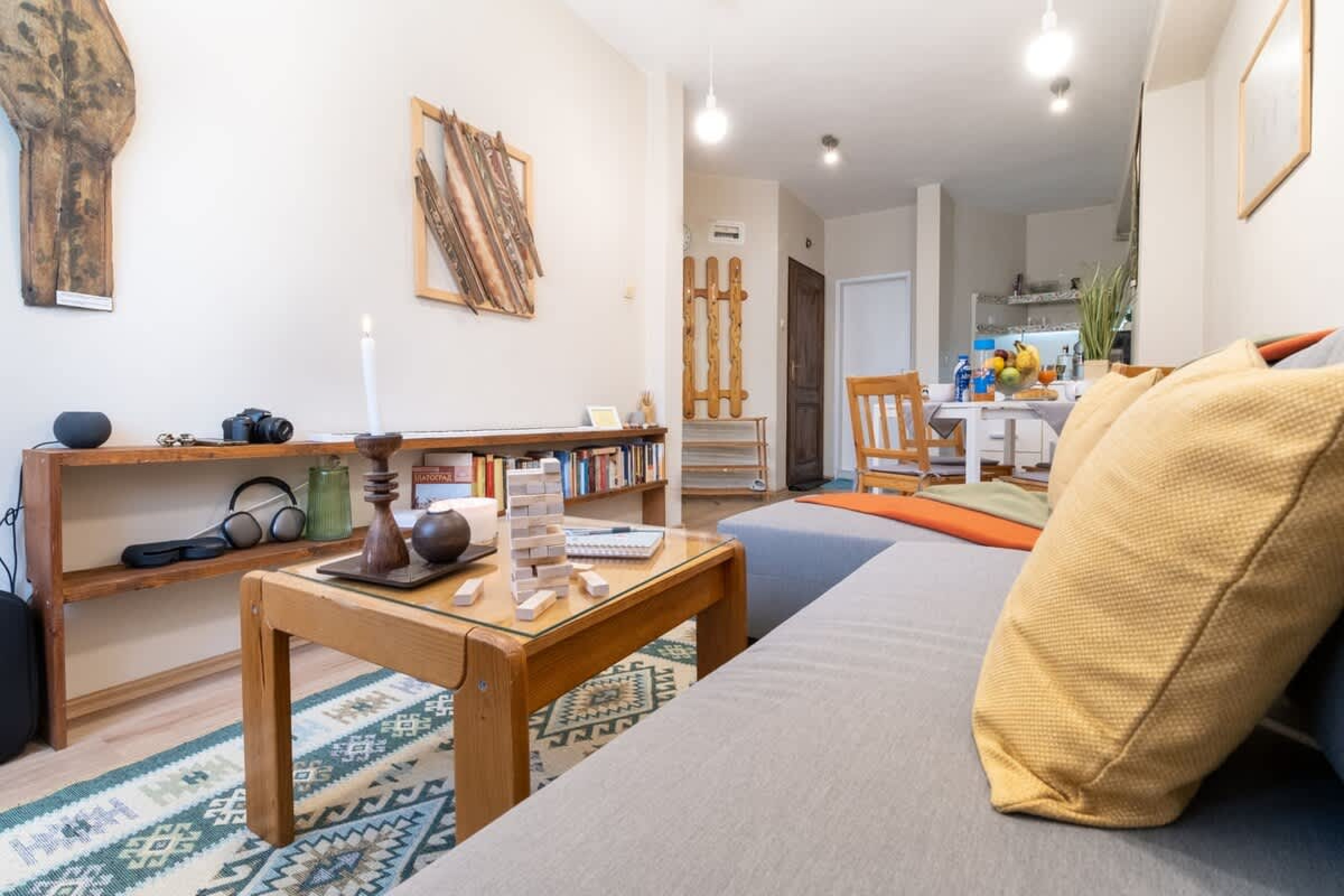 Scoutaround White Logo