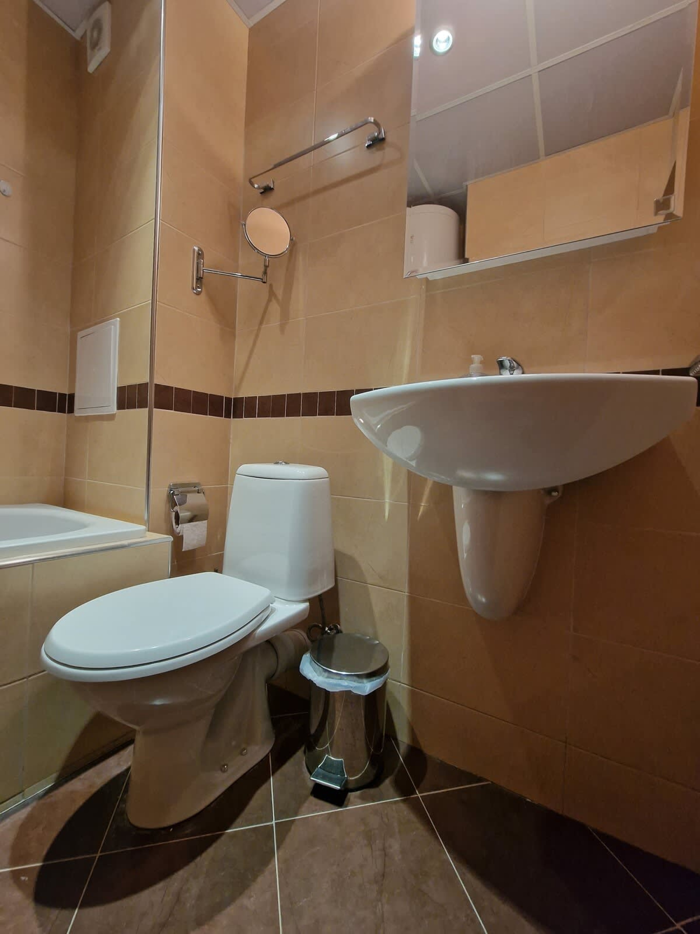 Scoutaround White Logo