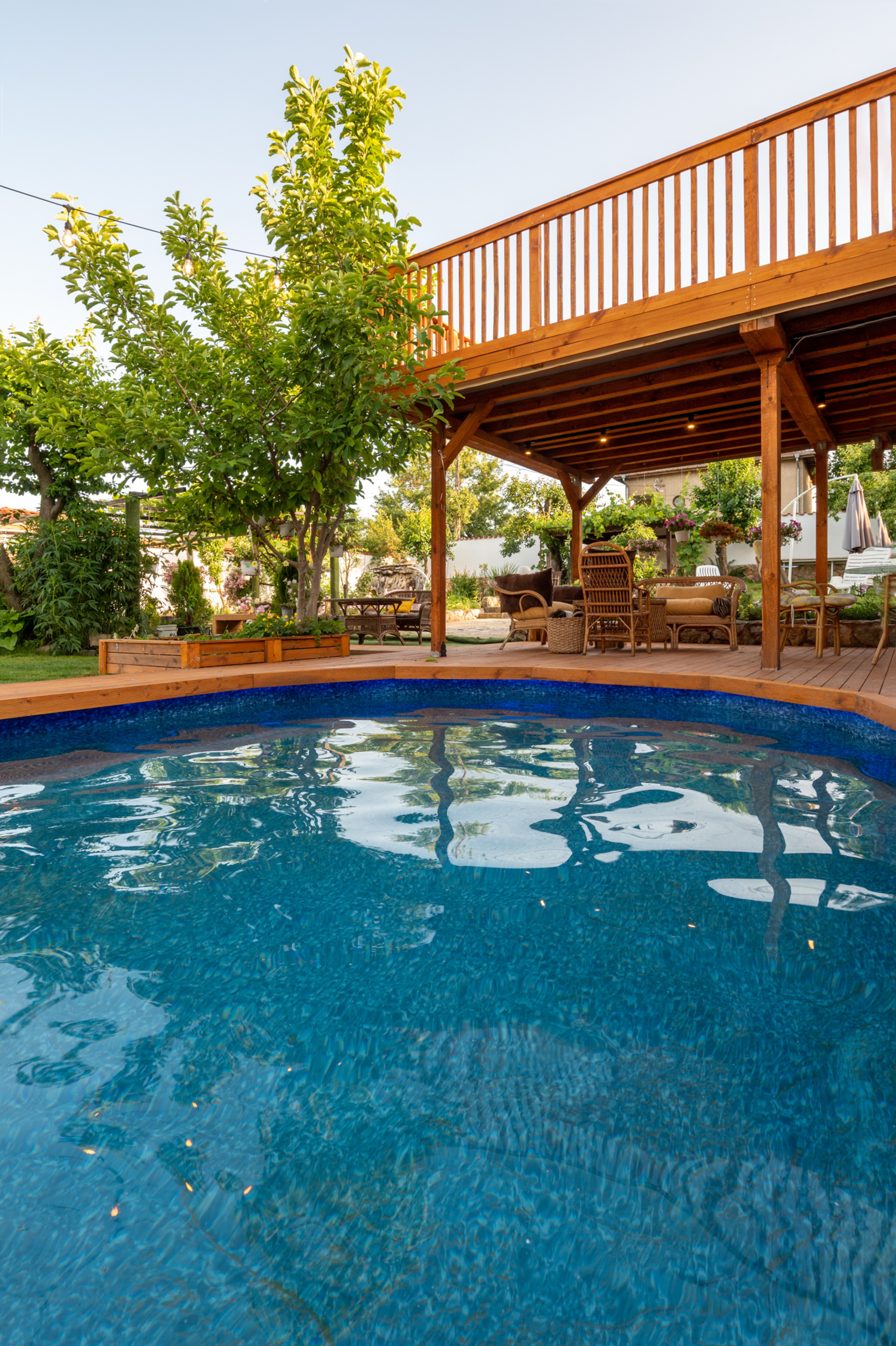 Scoutaround White Logo