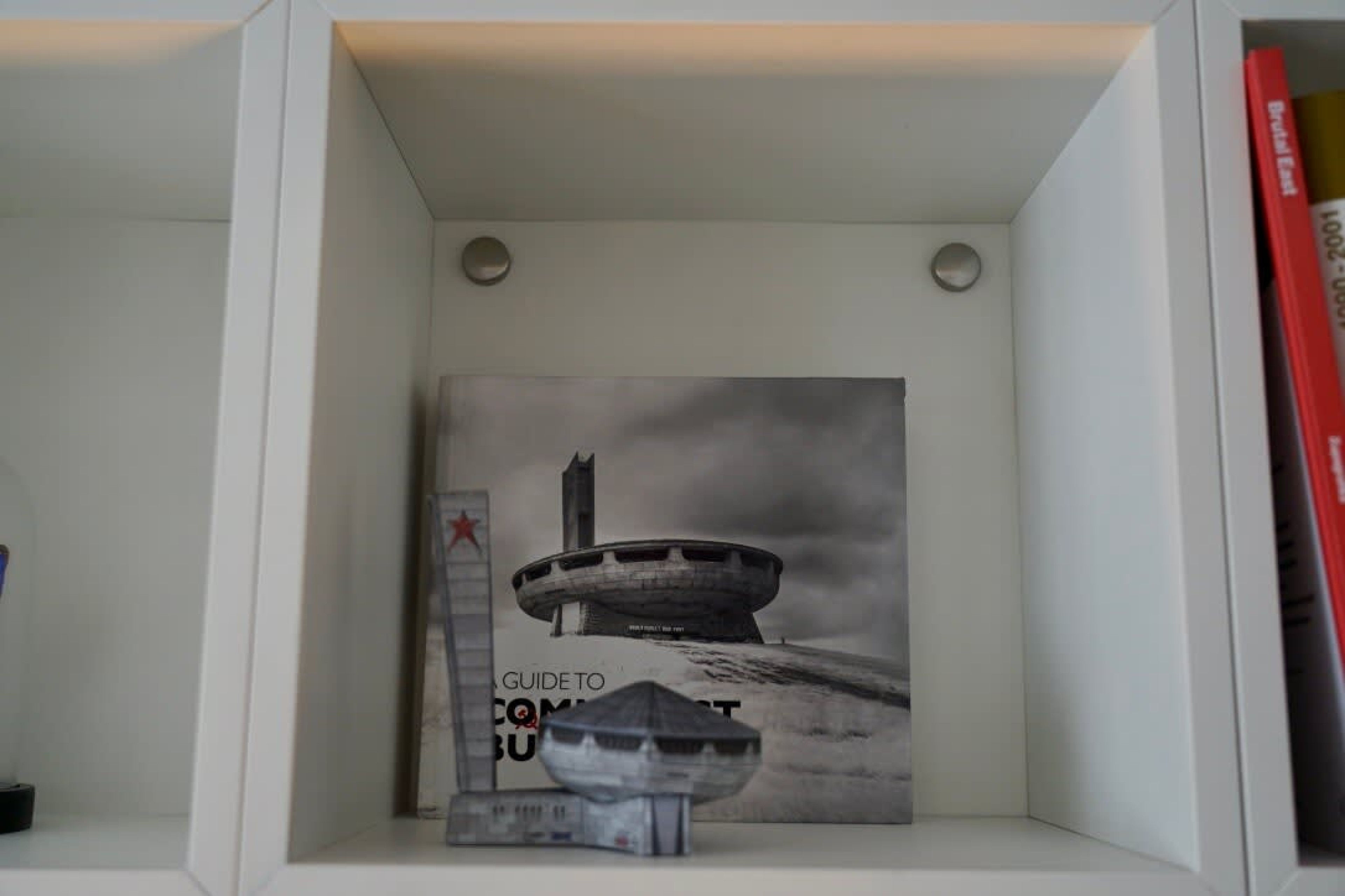 Scoutaround White Logo