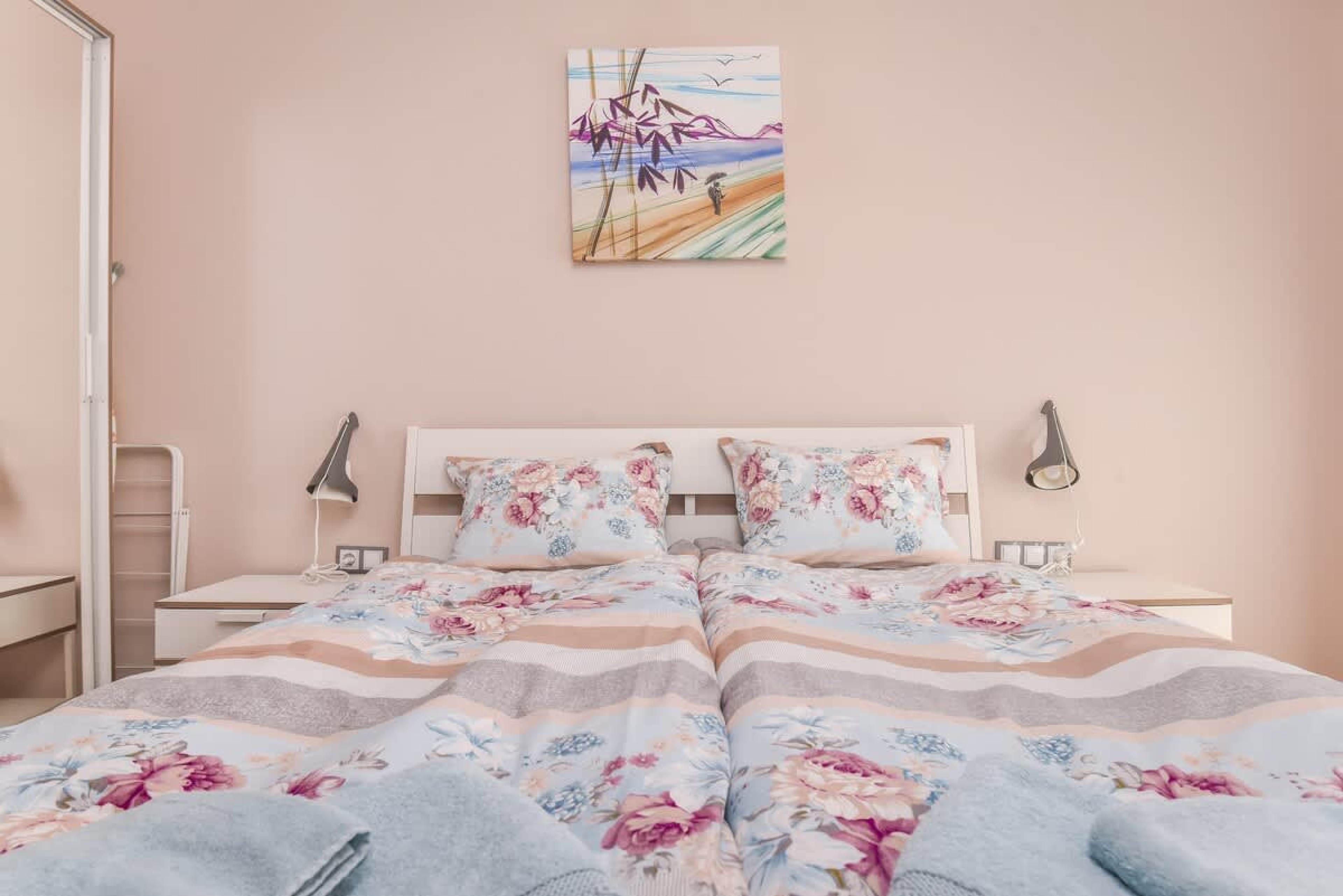 Scoutaround White Logo