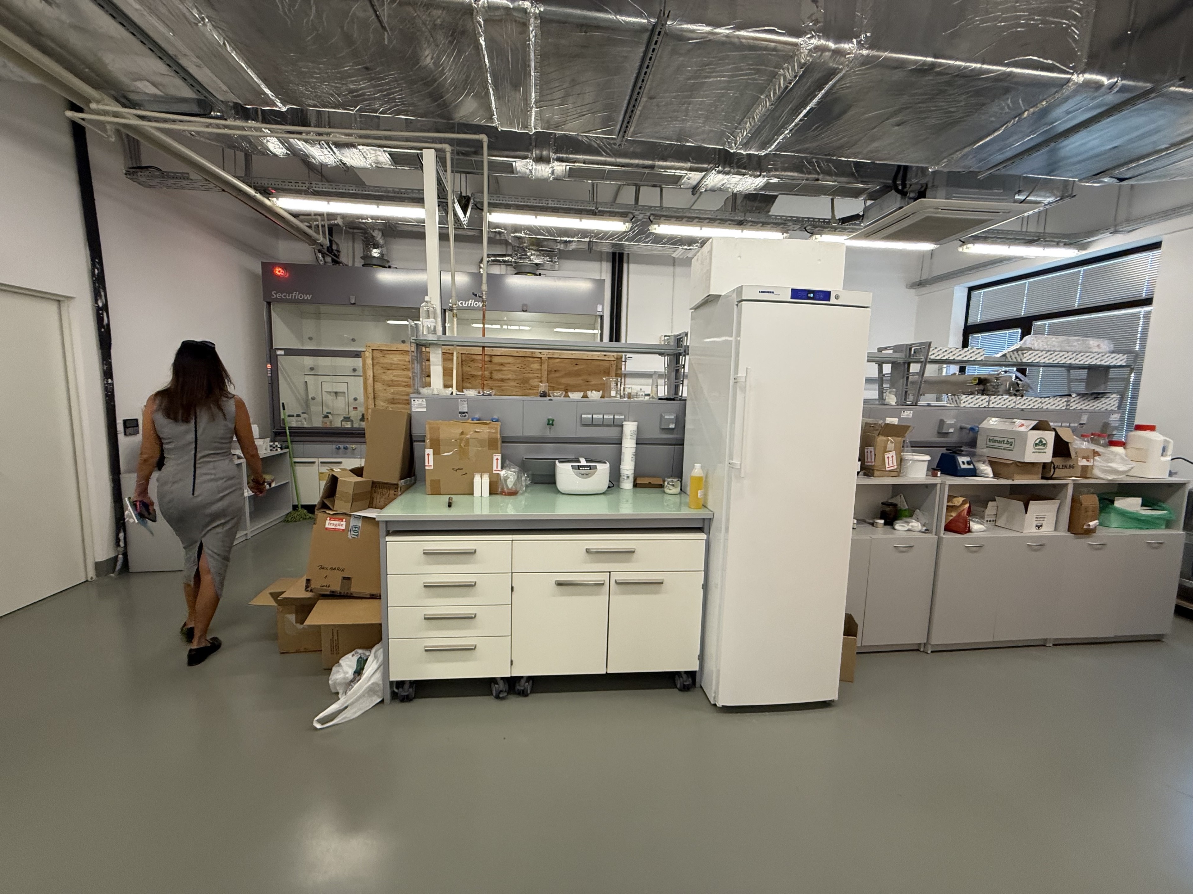 Scoutaround White Logo