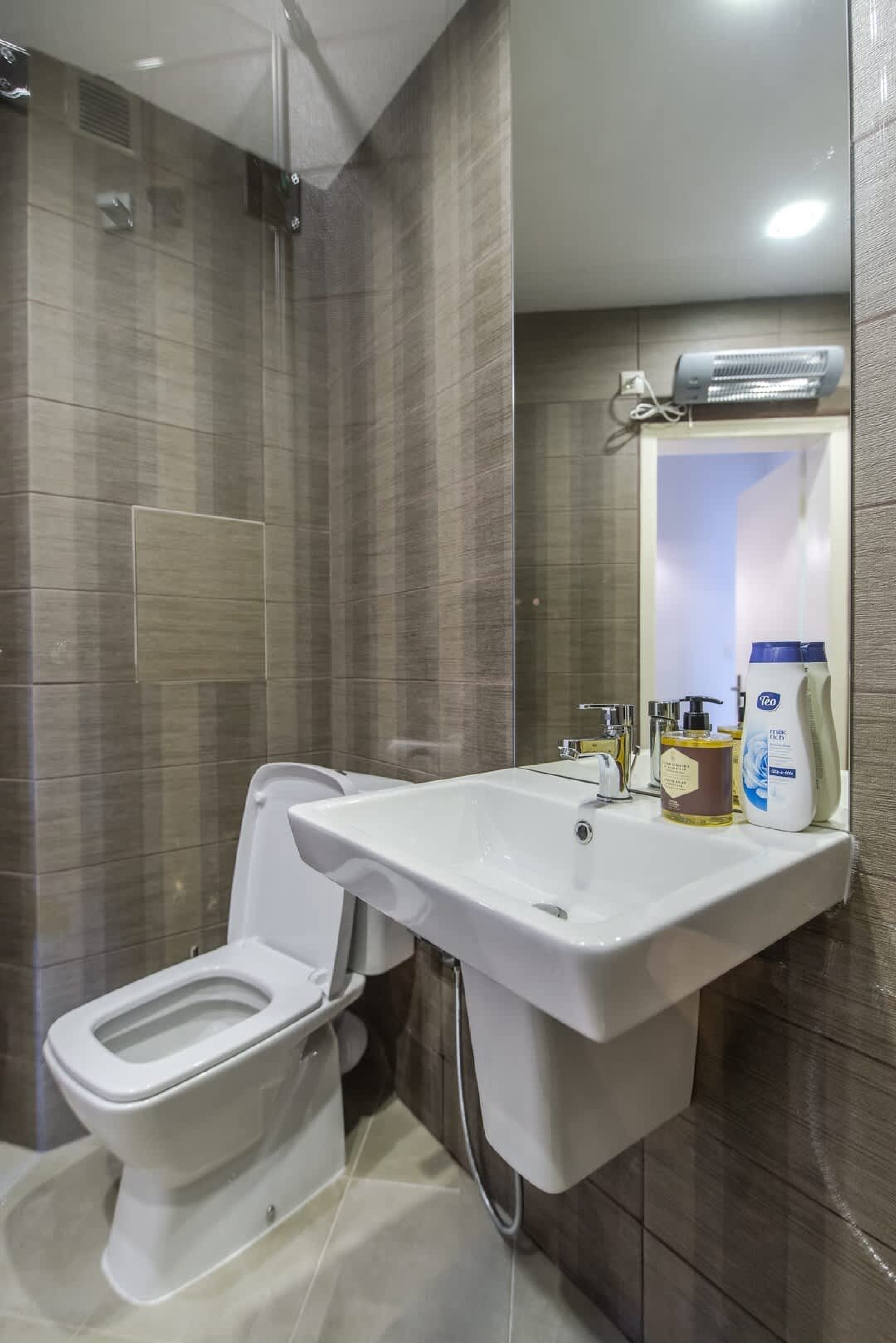 Scoutaround White Logo