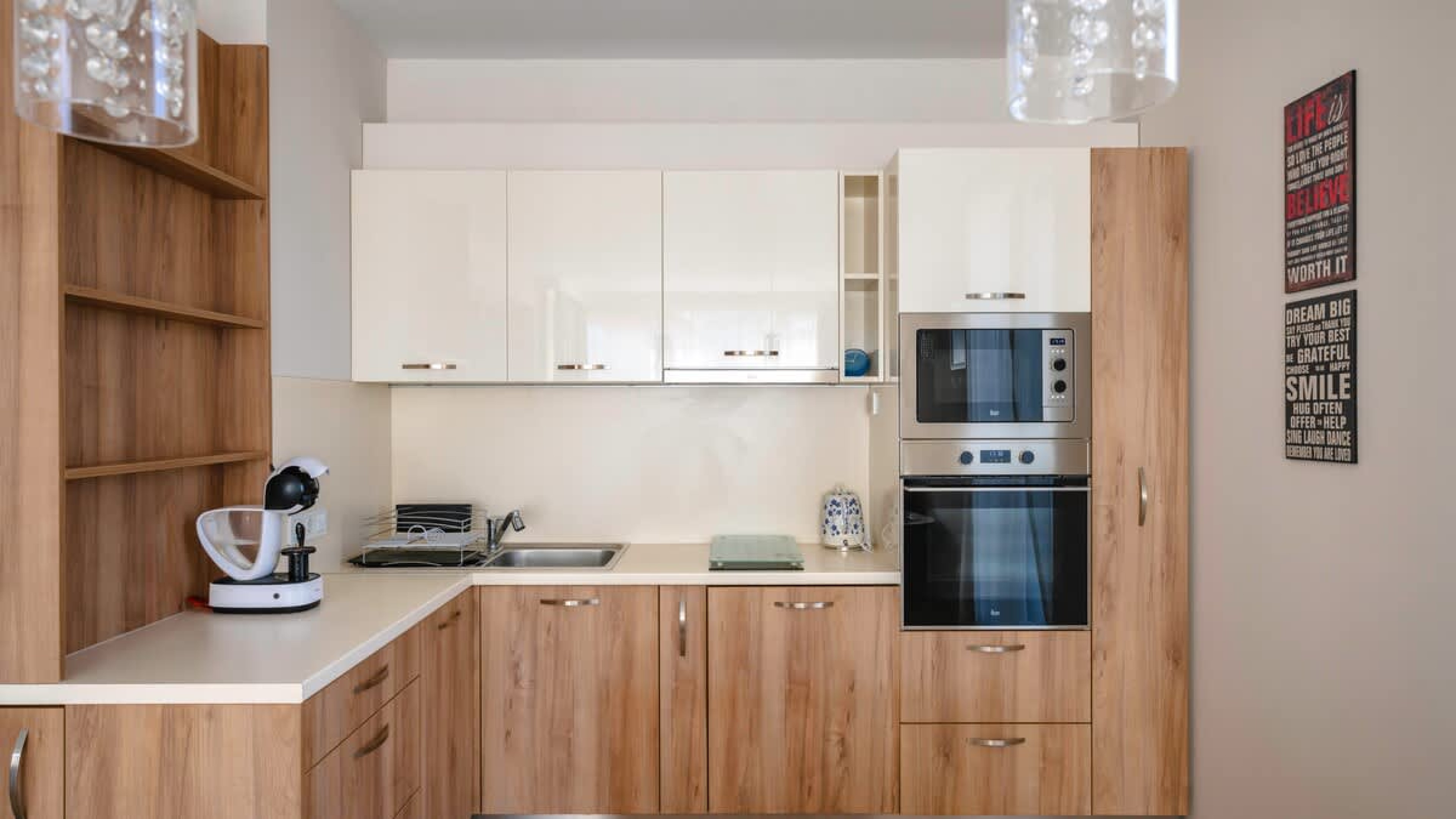 Scoutaround White Logo