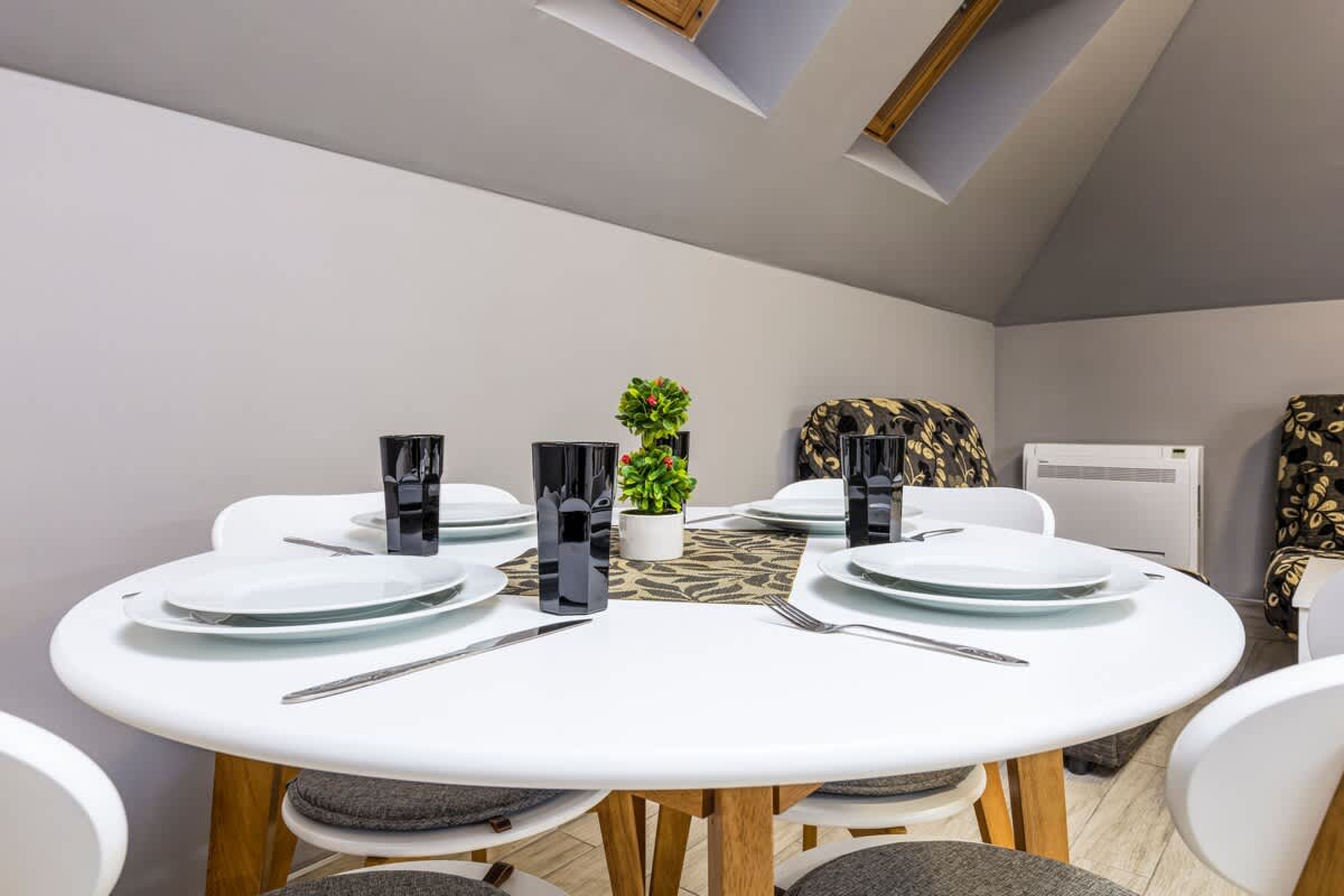 Beautiful 1BD Apartment with a Parking Spot - Photo 10