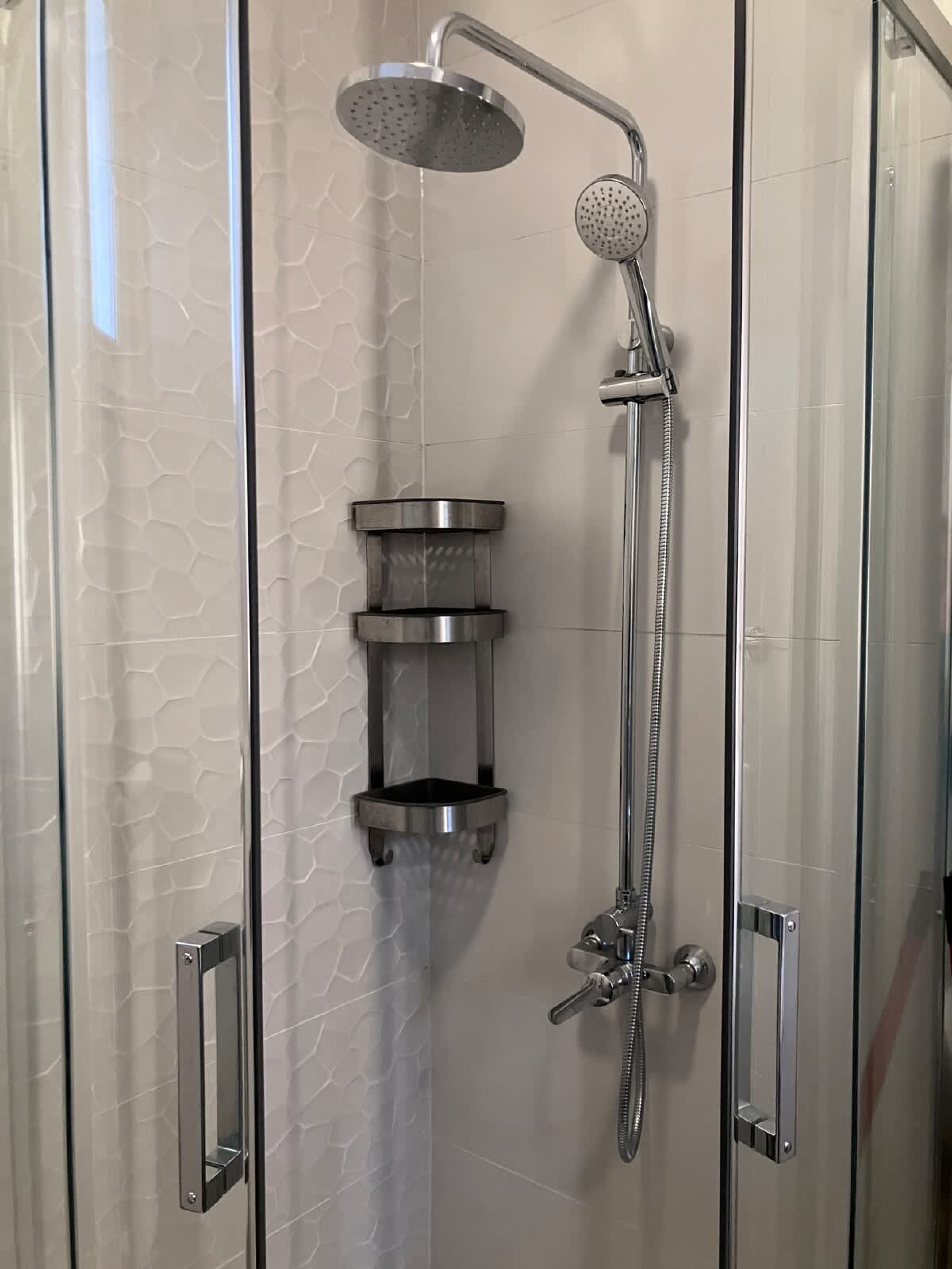 Scoutaround White Logo