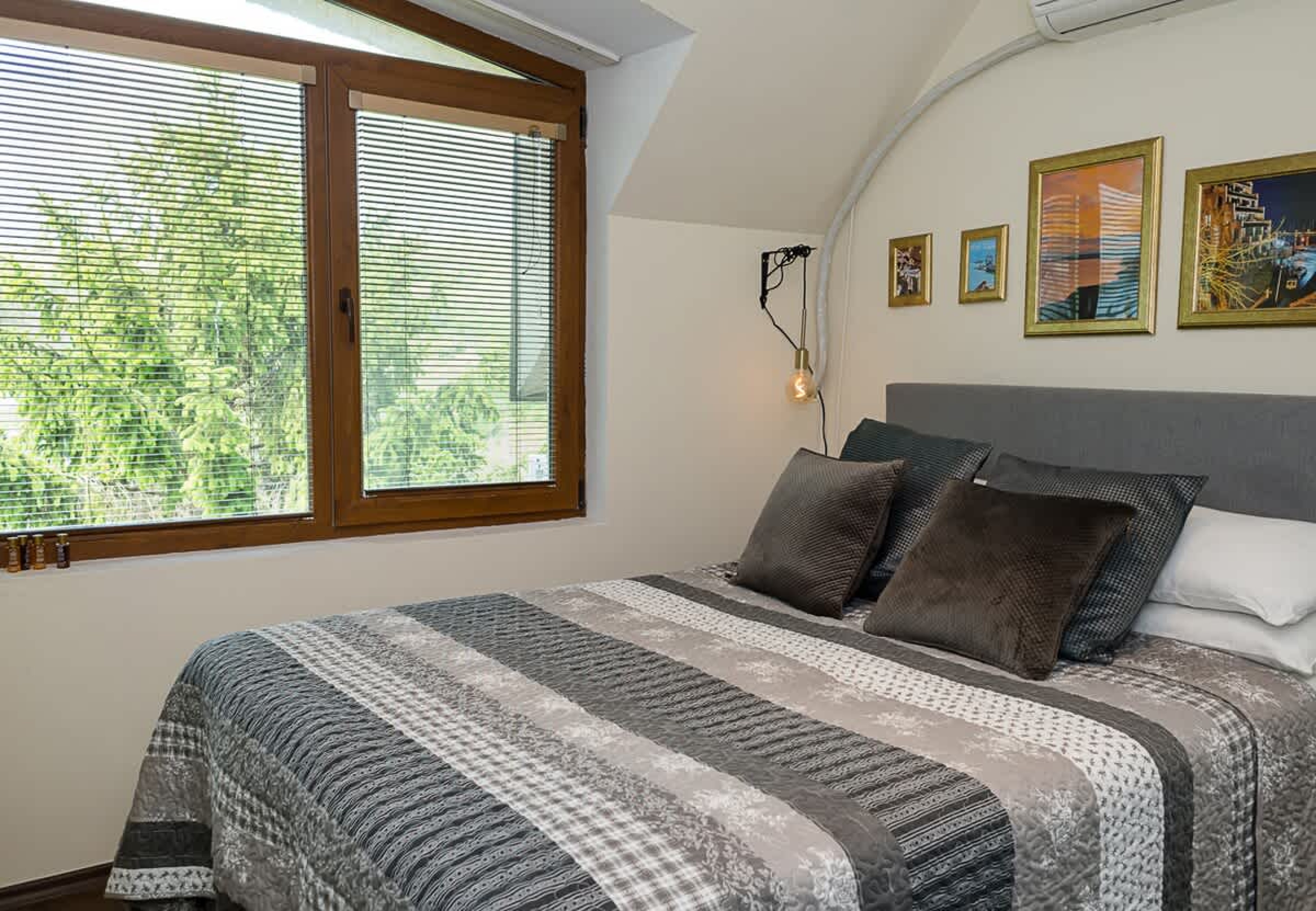 Panoramic Sea-View | 2-Bedroom Flat with Terrace - Photo 5