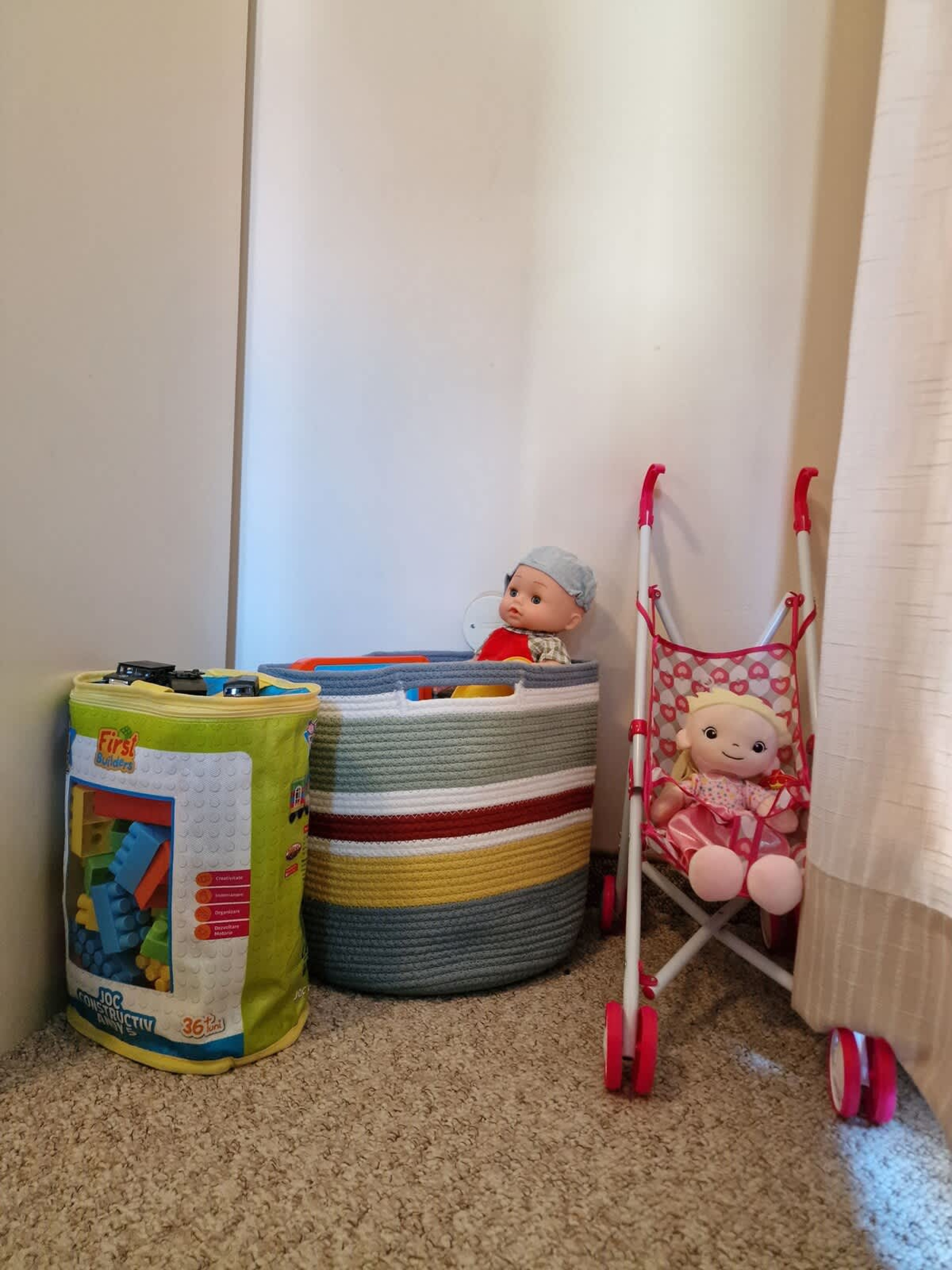 Scoutaround White Logo